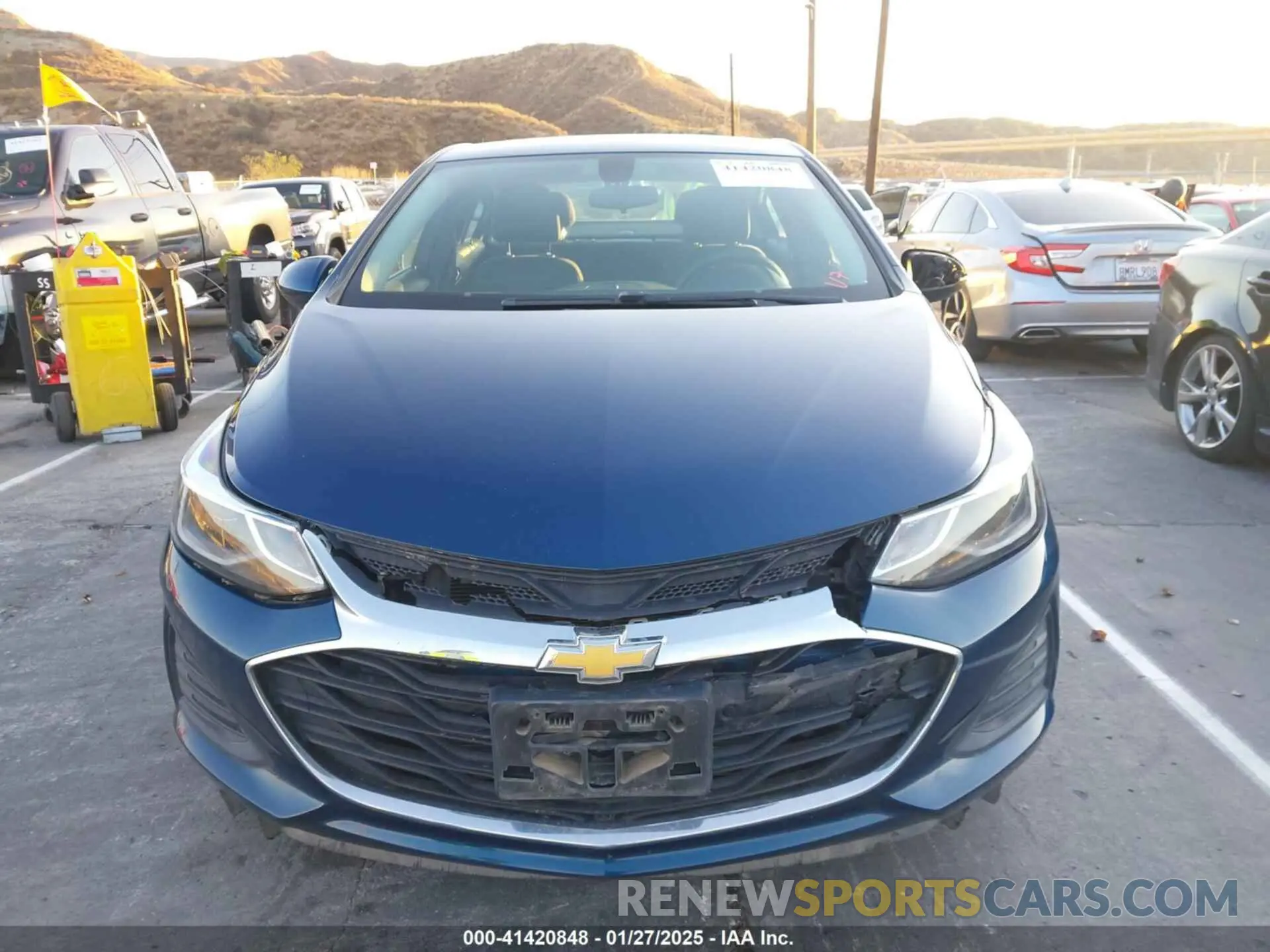 12 Photograph of a damaged car 1G1BE5SM8K7111261 CHEVROLET CRUZE 2019