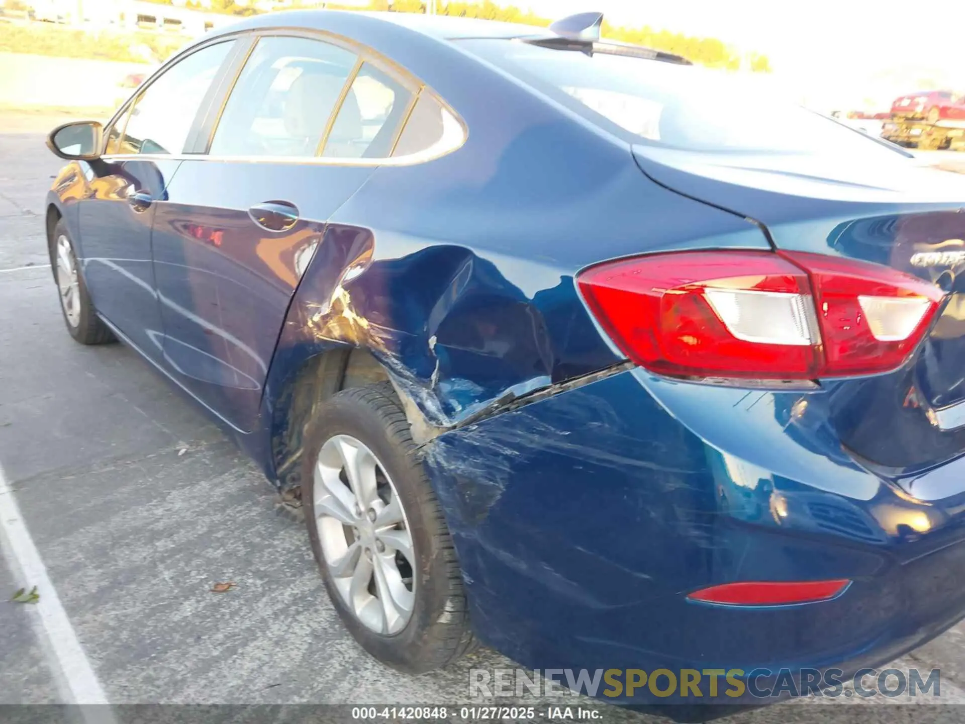 6 Photograph of a damaged car 1G1BE5SM8K7111261 CHEVROLET CRUZE 2019