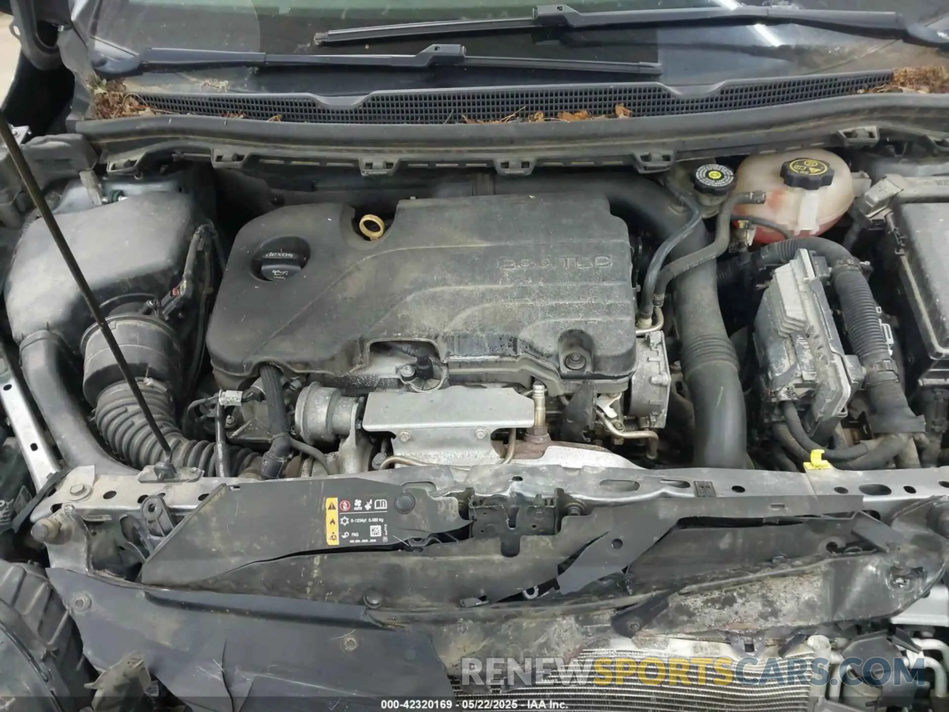 10 Photograph of a damaged car 1G1BE5SM8K7114368 CHEVROLET CRUZE 2019