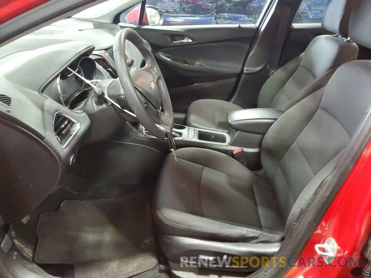7 Photograph of a damaged car 1G1BE5SM8K7117058 CHEVROLET CRUZE 2019