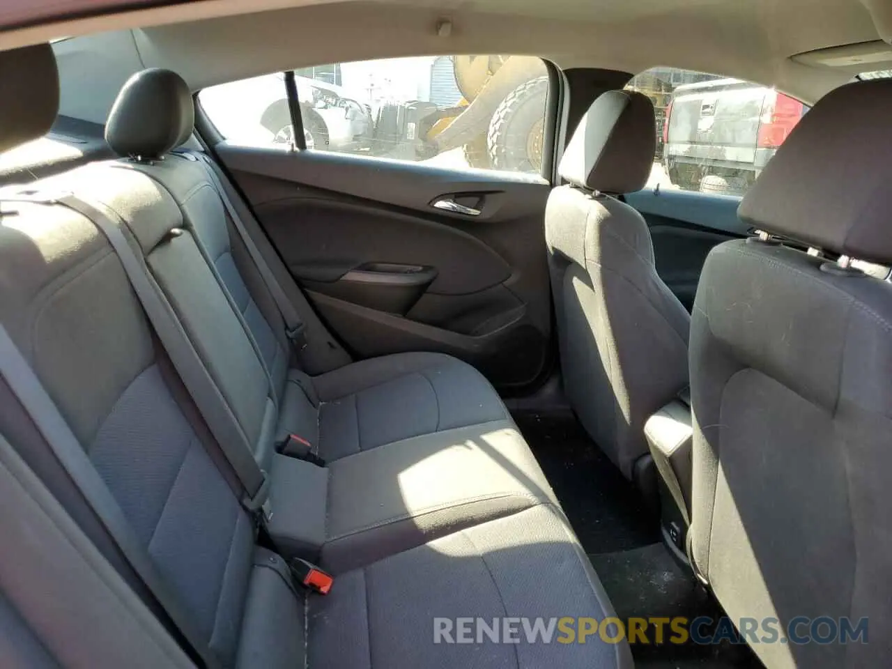 10 Photograph of a damaged car 1G1BE5SM8K7120185 CHEVROLET CRUZE 2019