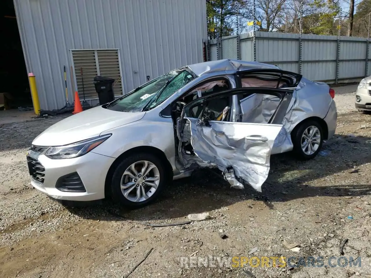 1 Photograph of a damaged car 1G1BE5SM8K7123796 CHEVROLET CRUZE 2019