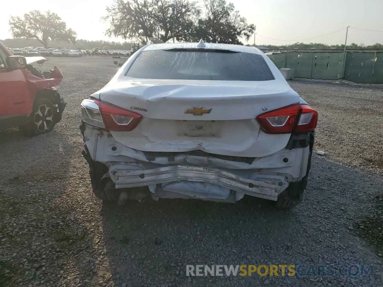 6 Photograph of a damaged car 1G1BE5SM8K7125094 CHEVROLET CRUZE 2019