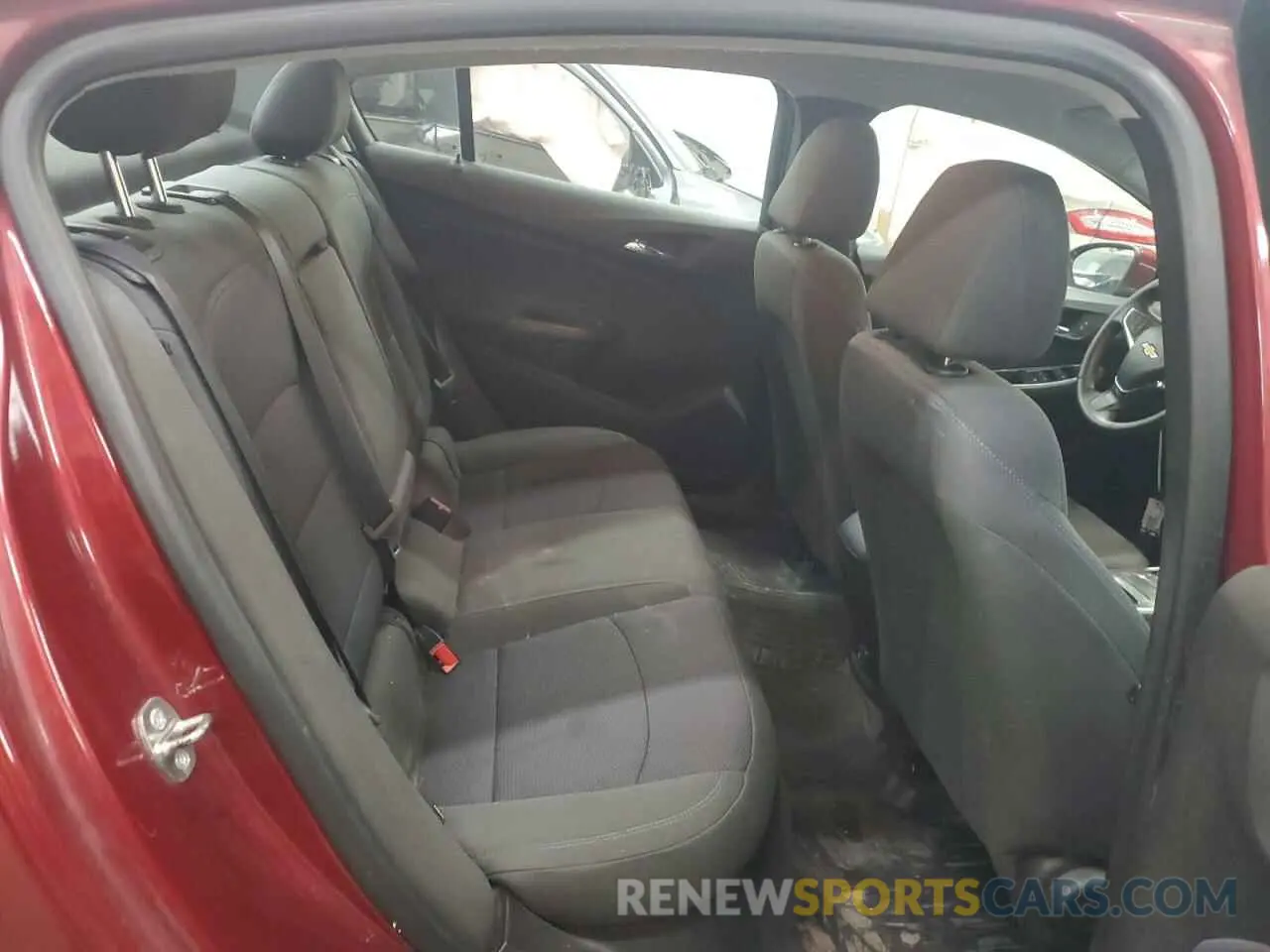 10 Photograph of a damaged car 1G1BE5SM8K7136225 CHEVROLET CRUZE 2019