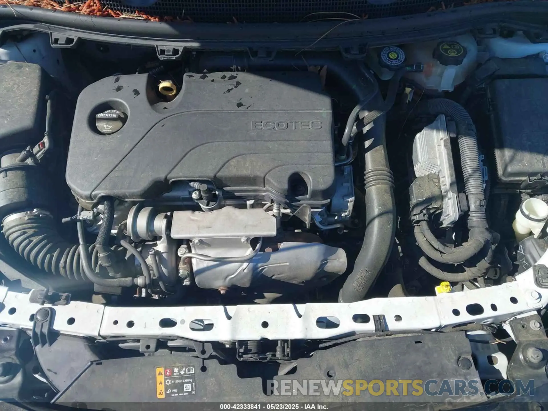 10 Photograph of a damaged car 1G1BE5SM8K7138072 CHEVROLET CRUZE 2019