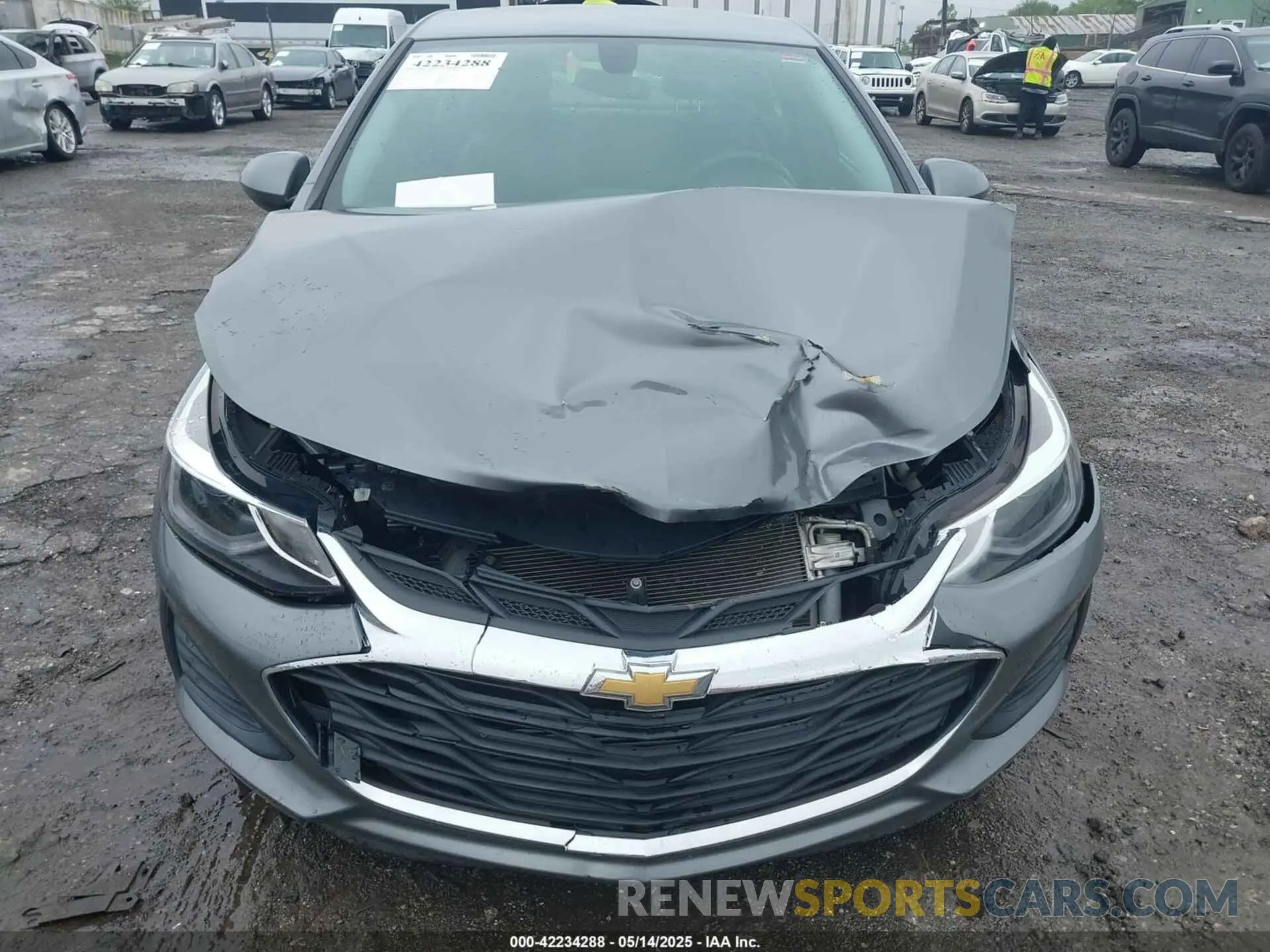 6 Photograph of a damaged car 1G1BE5SM8K7138508 CHEVROLET CRUZE 2019
