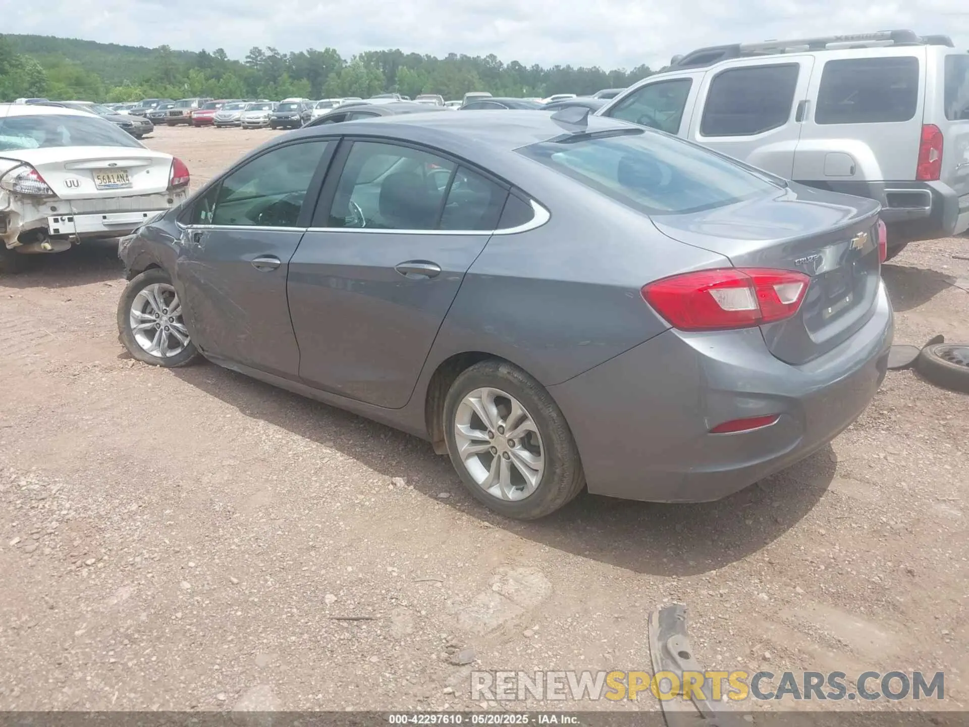 3 Photograph of a damaged car 1G1BE5SM9K7115562 CHEVROLET CRUZE 2019