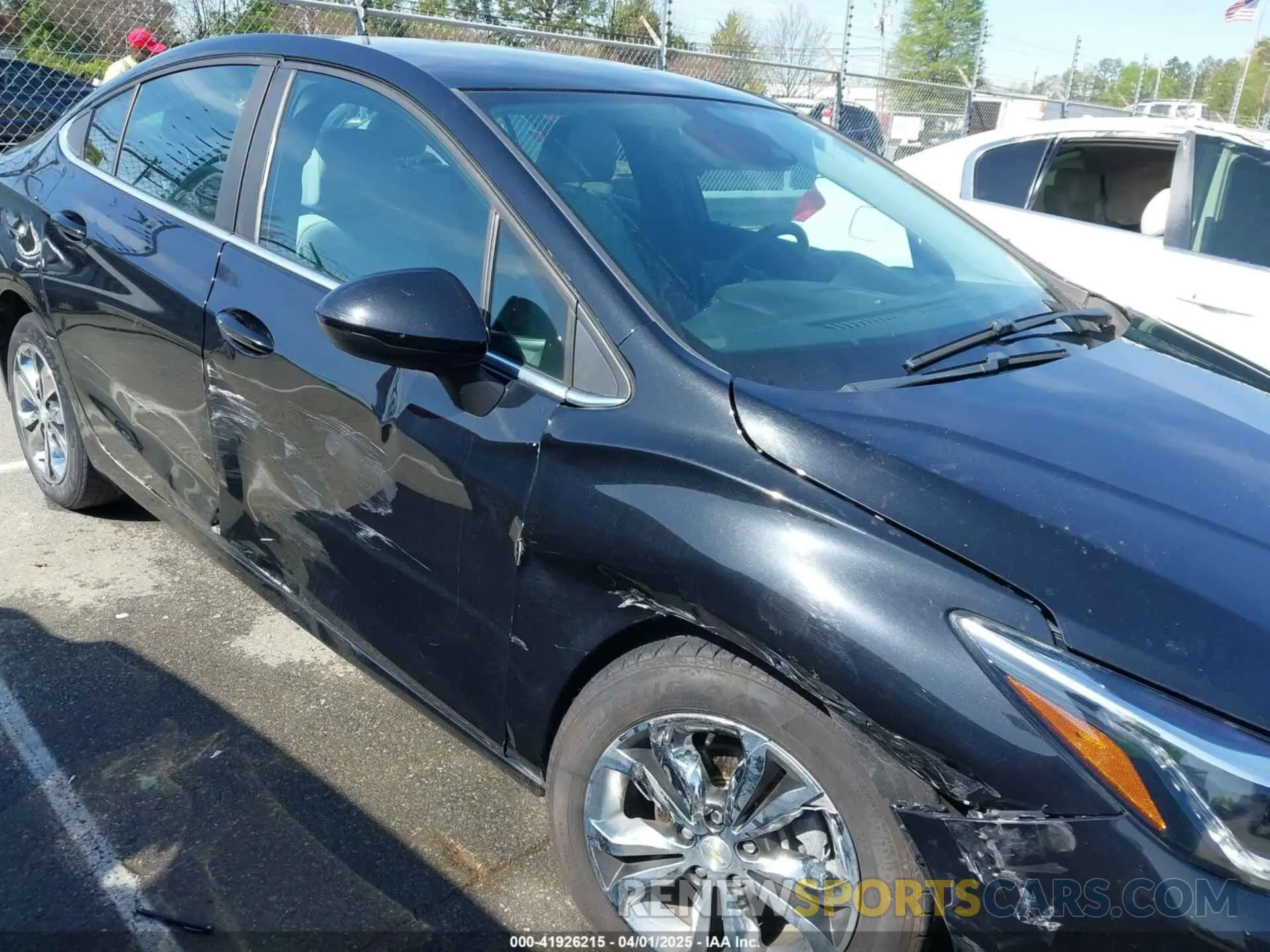 6 Photograph of a damaged car 1G1BE5SM9K7123841 CHEVROLET CRUZE 2019