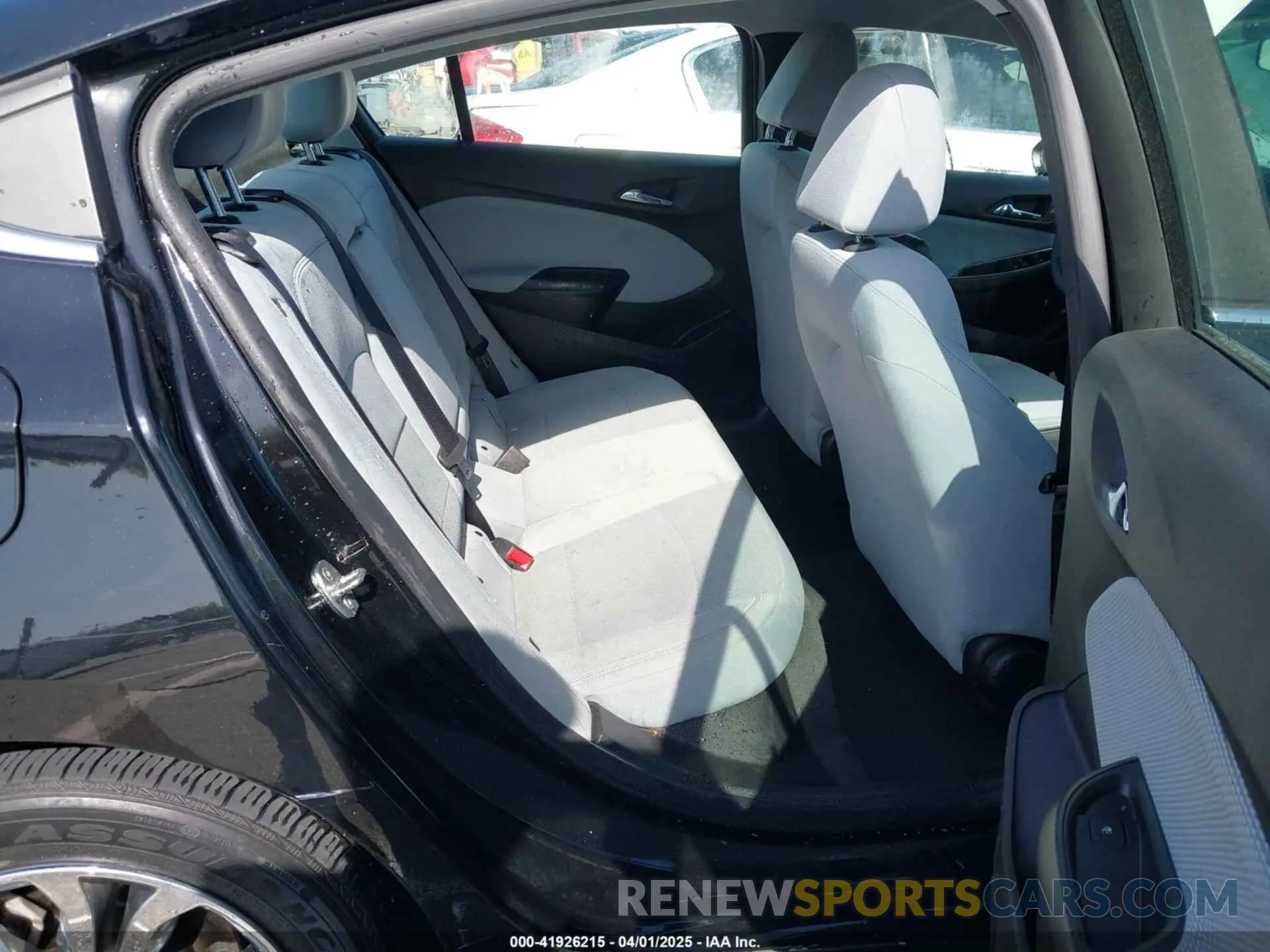 8 Photograph of a damaged car 1G1BE5SM9K7123841 CHEVROLET CRUZE 2019