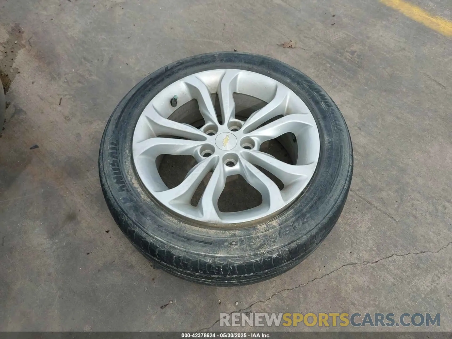 12 Photograph of a damaged car 1G1BE5SM9K7127436 CHEVROLET CRUZE 2019