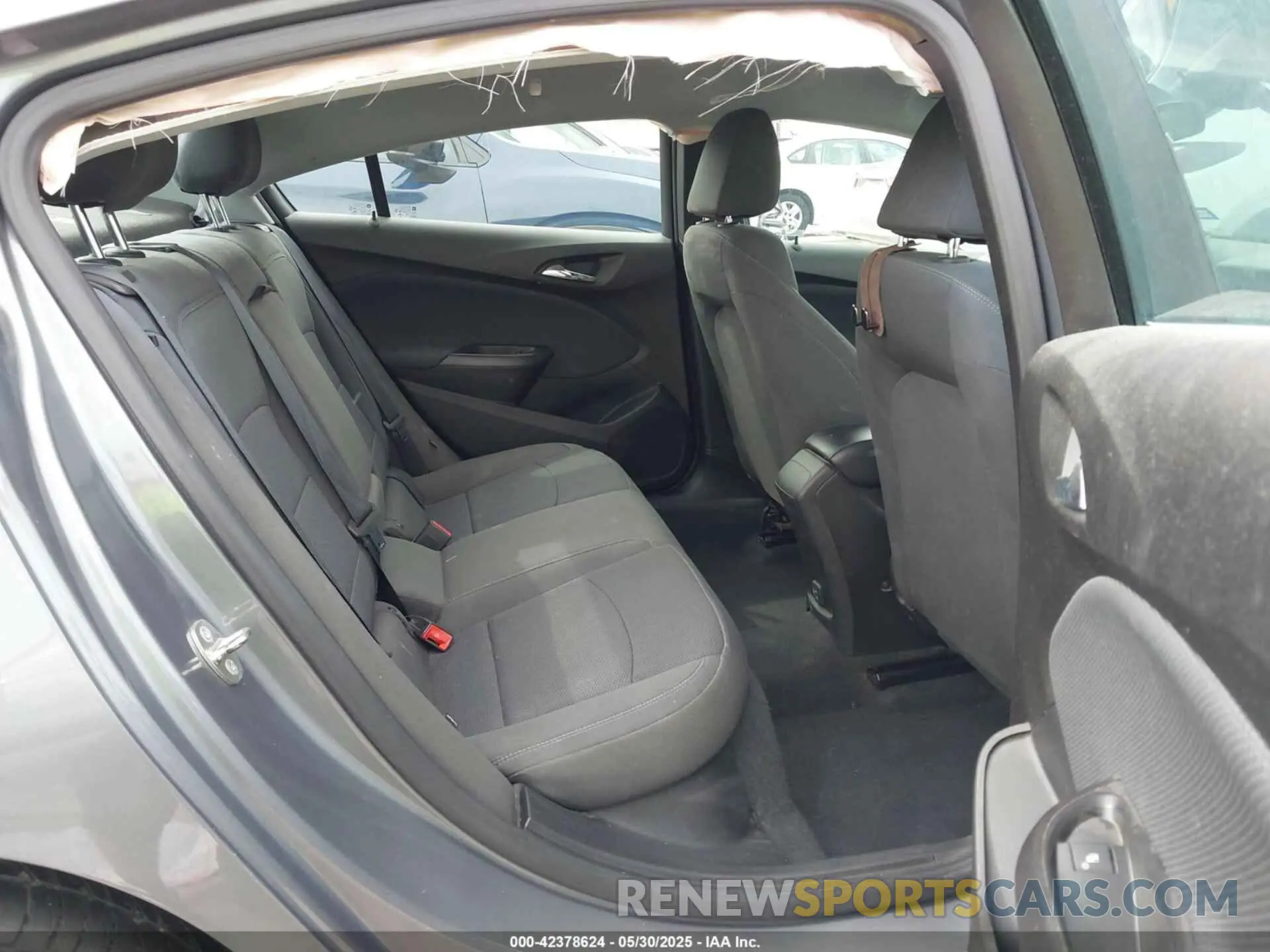 8 Photograph of a damaged car 1G1BE5SM9K7127436 CHEVROLET CRUZE 2019