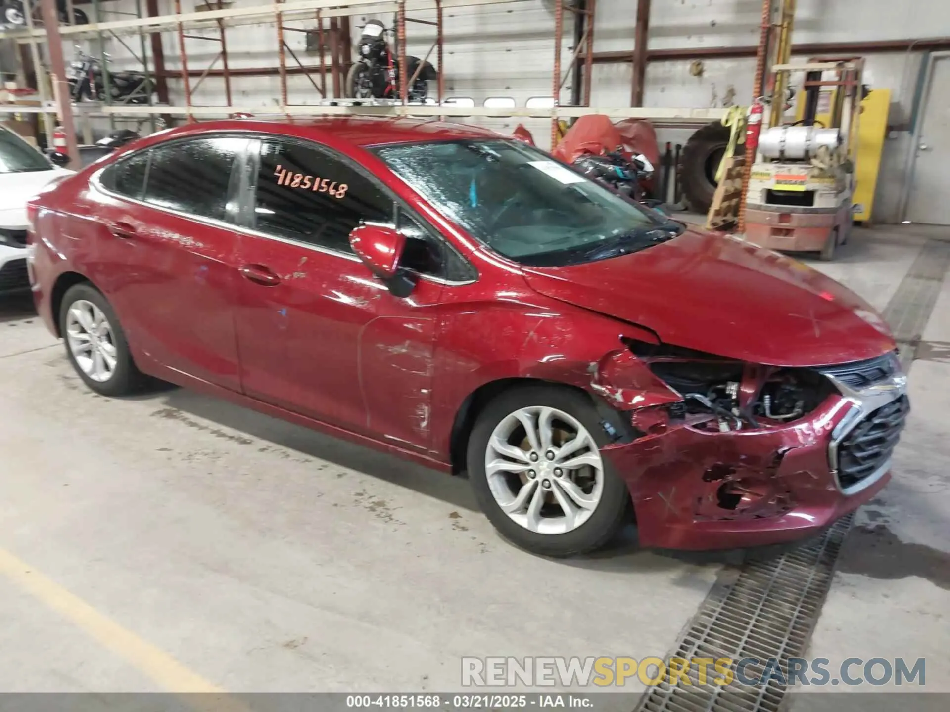 1 Photograph of a damaged car 1G1BE5SM9K7142101 CHEVROLET CRUZE 2019