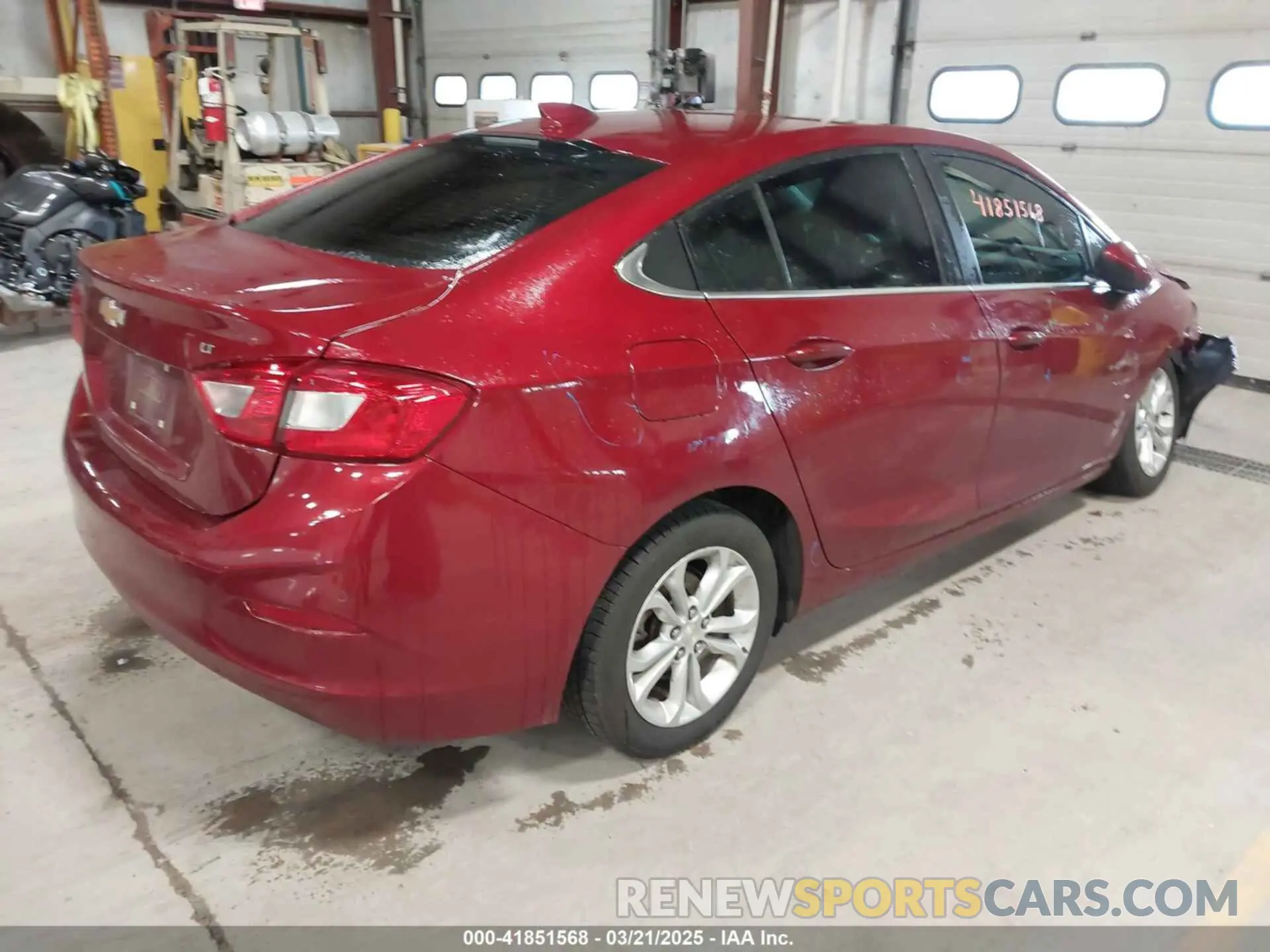 4 Photograph of a damaged car 1G1BE5SM9K7142101 CHEVROLET CRUZE 2019
