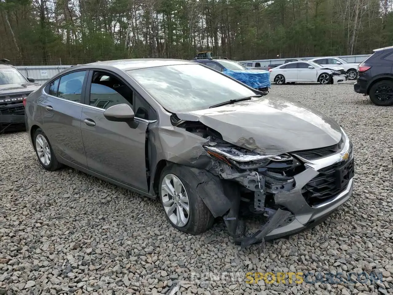 4 Photograph of a damaged car 1G1BE5SMXK7100276 CHEVROLET CRUZE 2019
