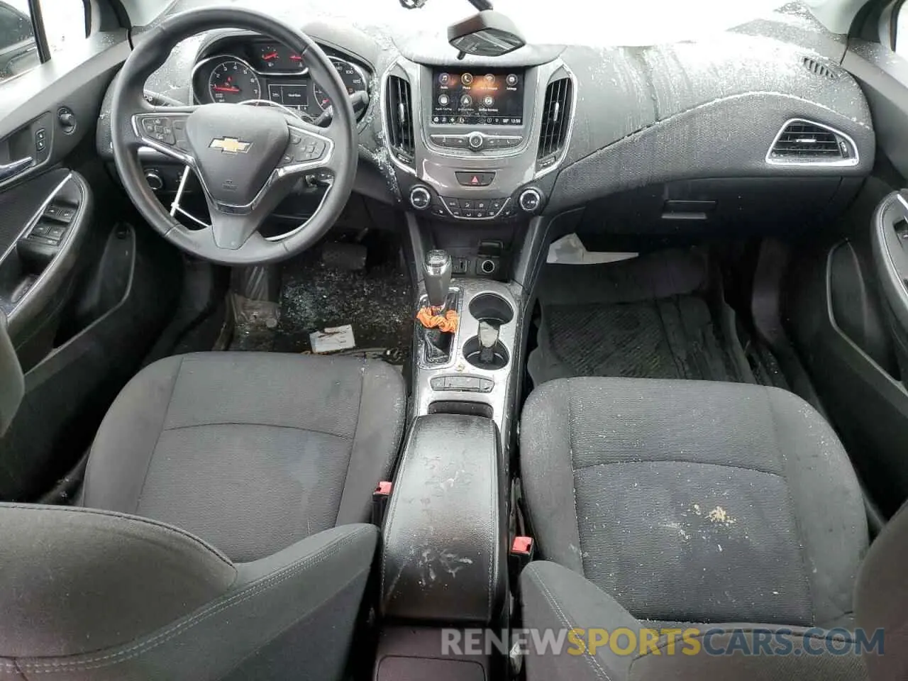 8 Photograph of a damaged car 1G1BE5SMXK7112928 CHEVROLET CRUZE 2019