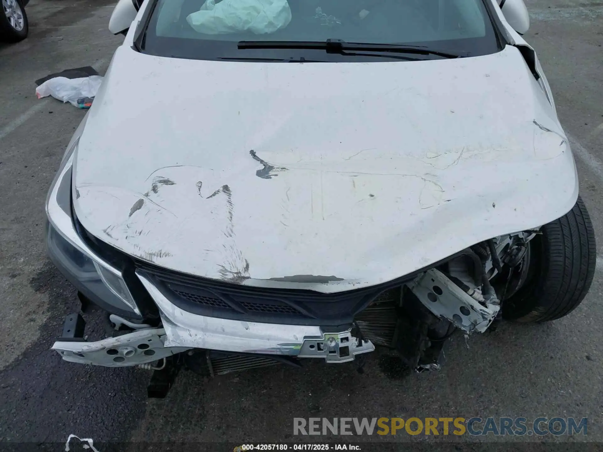 10 Photograph of a damaged car 1G1BE5SMXK7115246 CHEVROLET CRUZE 2019