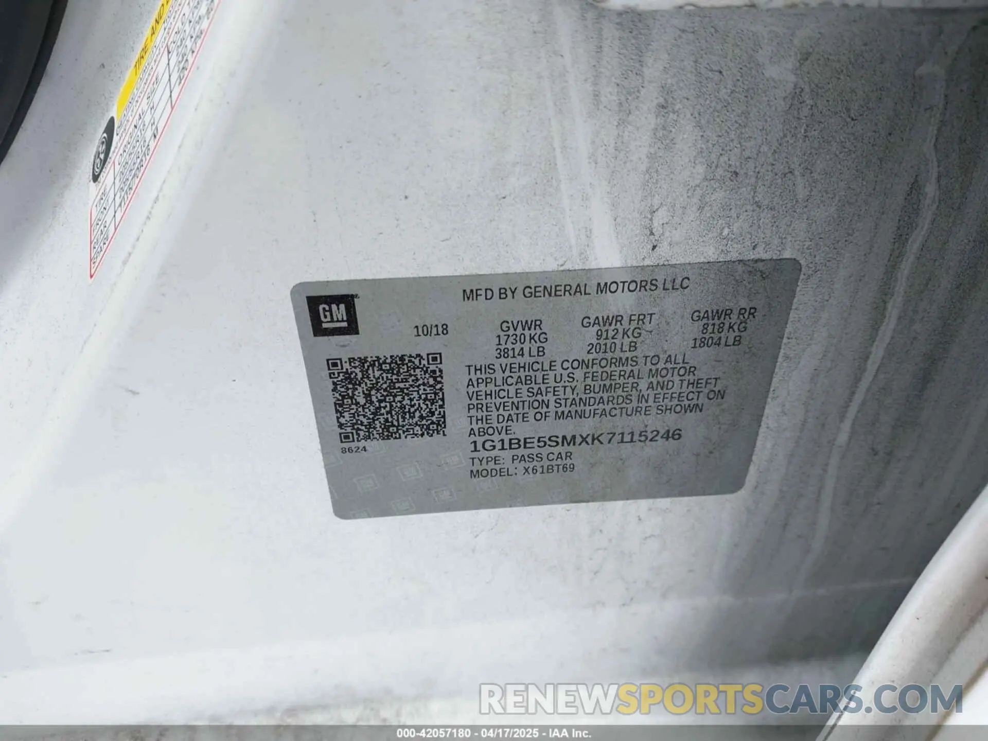 9 Photograph of a damaged car 1G1BE5SMXK7115246 CHEVROLET CRUZE 2019