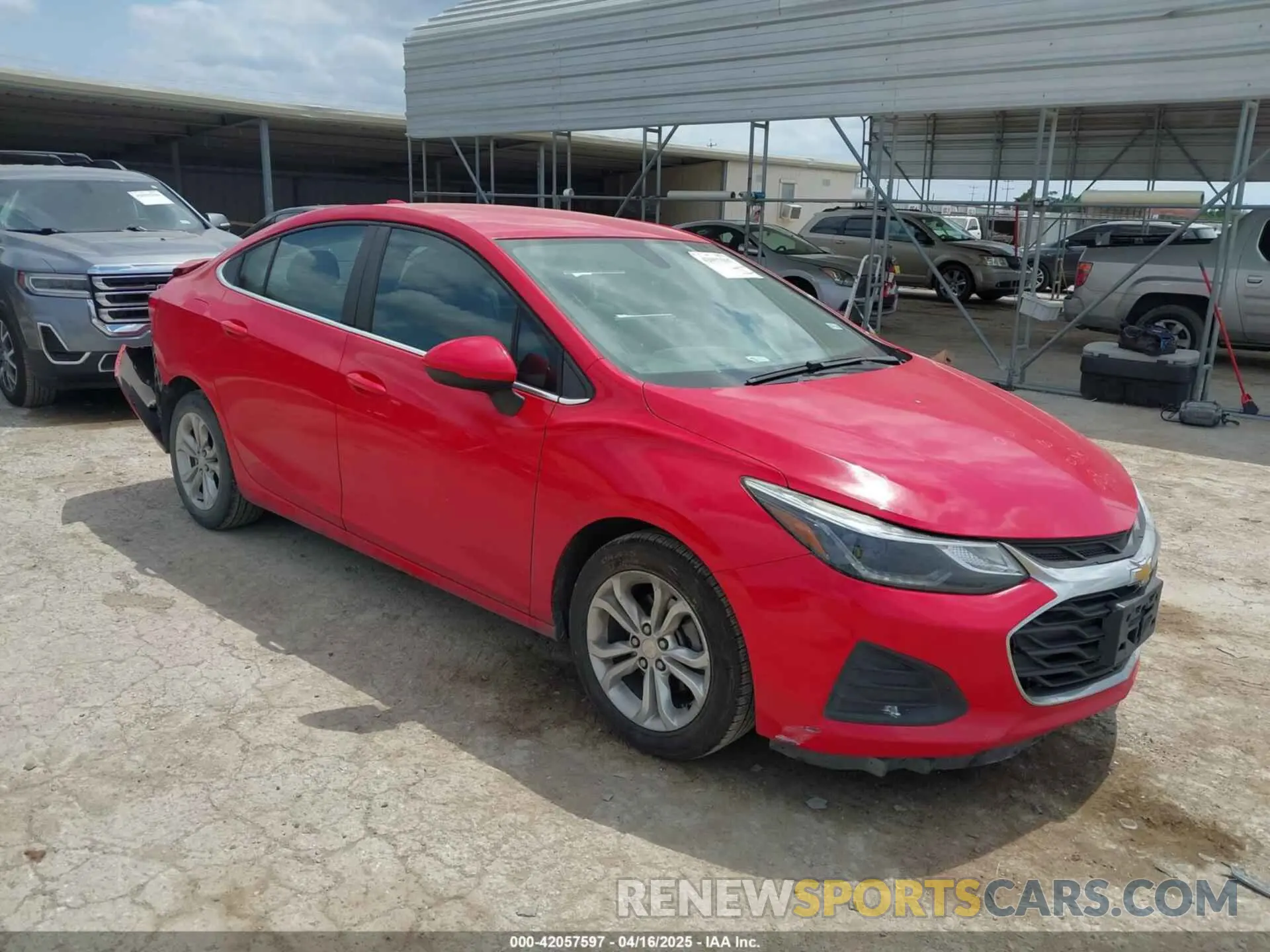 1 Photograph of a damaged car 1G1BE5SMXK7142740 CHEVROLET CRUZE 2019