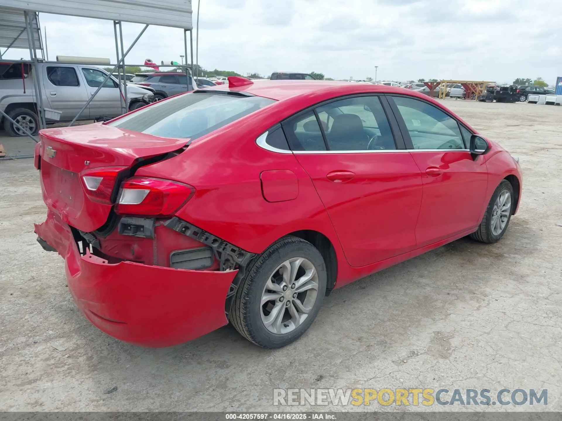 4 Photograph of a damaged car 1G1BE5SMXK7142740 CHEVROLET CRUZE 2019