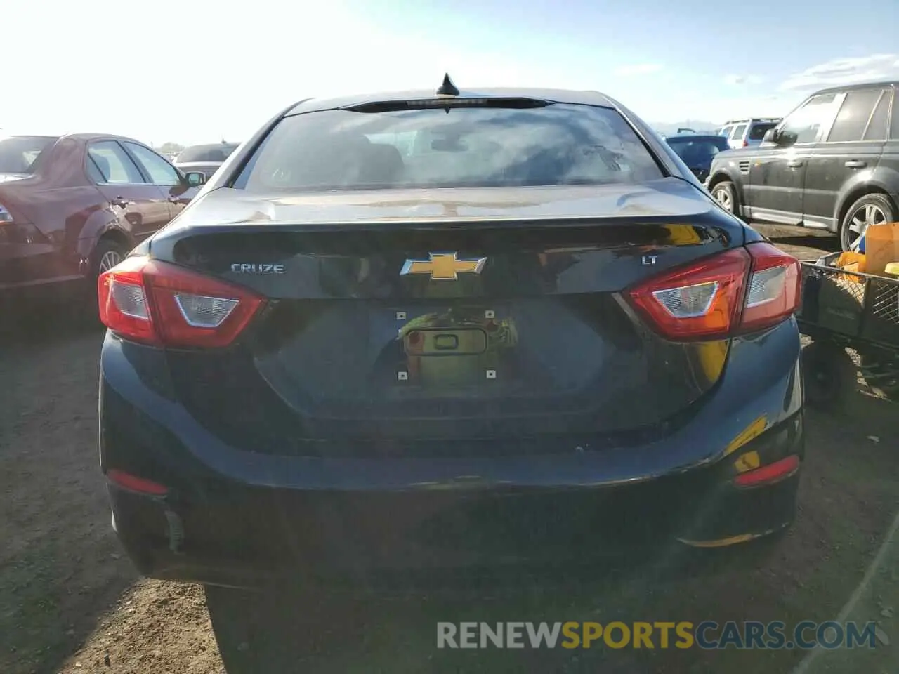 6 Photograph of a damaged car 1G1BE5SMXK7144732 CHEVROLET CRUZE 2019