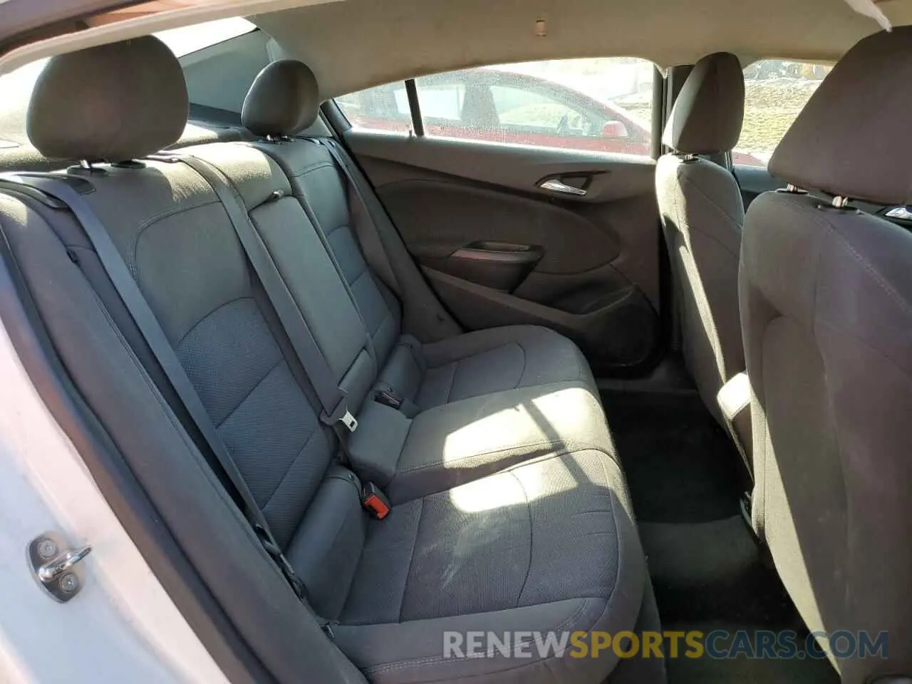 10 Photograph of a damaged car 1G1BE5SMXK7147002 CHEVROLET CRUZE 2019