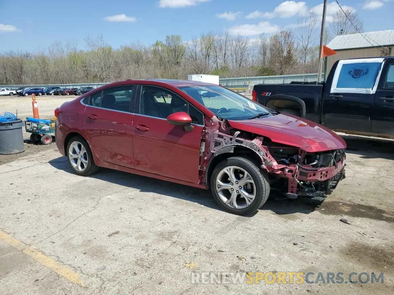 4 Photograph of a damaged car 1G1BF5SM3K7123458 CHEVROLET CRUZE 2019