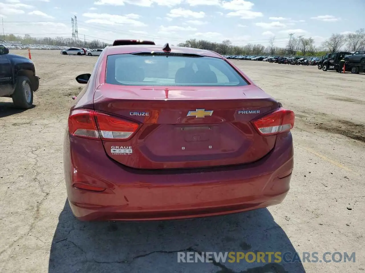 6 Photograph of a damaged car 1G1BF5SM3K7123458 CHEVROLET CRUZE 2019