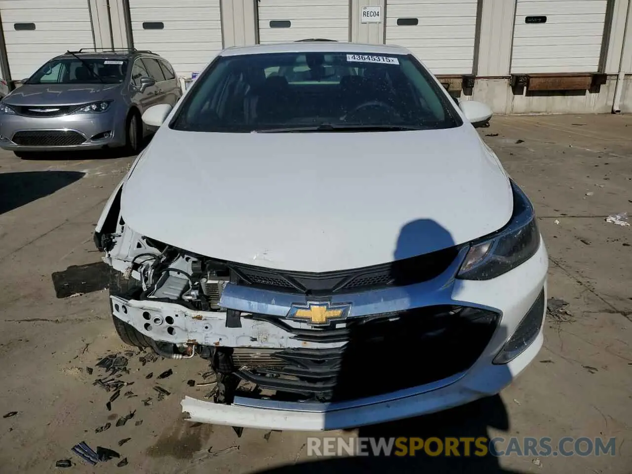 5 Photograph of a damaged car 1G1BF5SM6K7121347 CHEVROLET CRUZE 2019