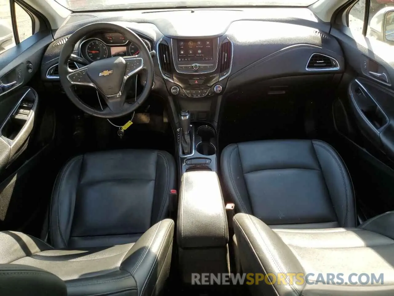 8 Photograph of a damaged car 1G1BF5SM6K7121347 CHEVROLET CRUZE 2019
