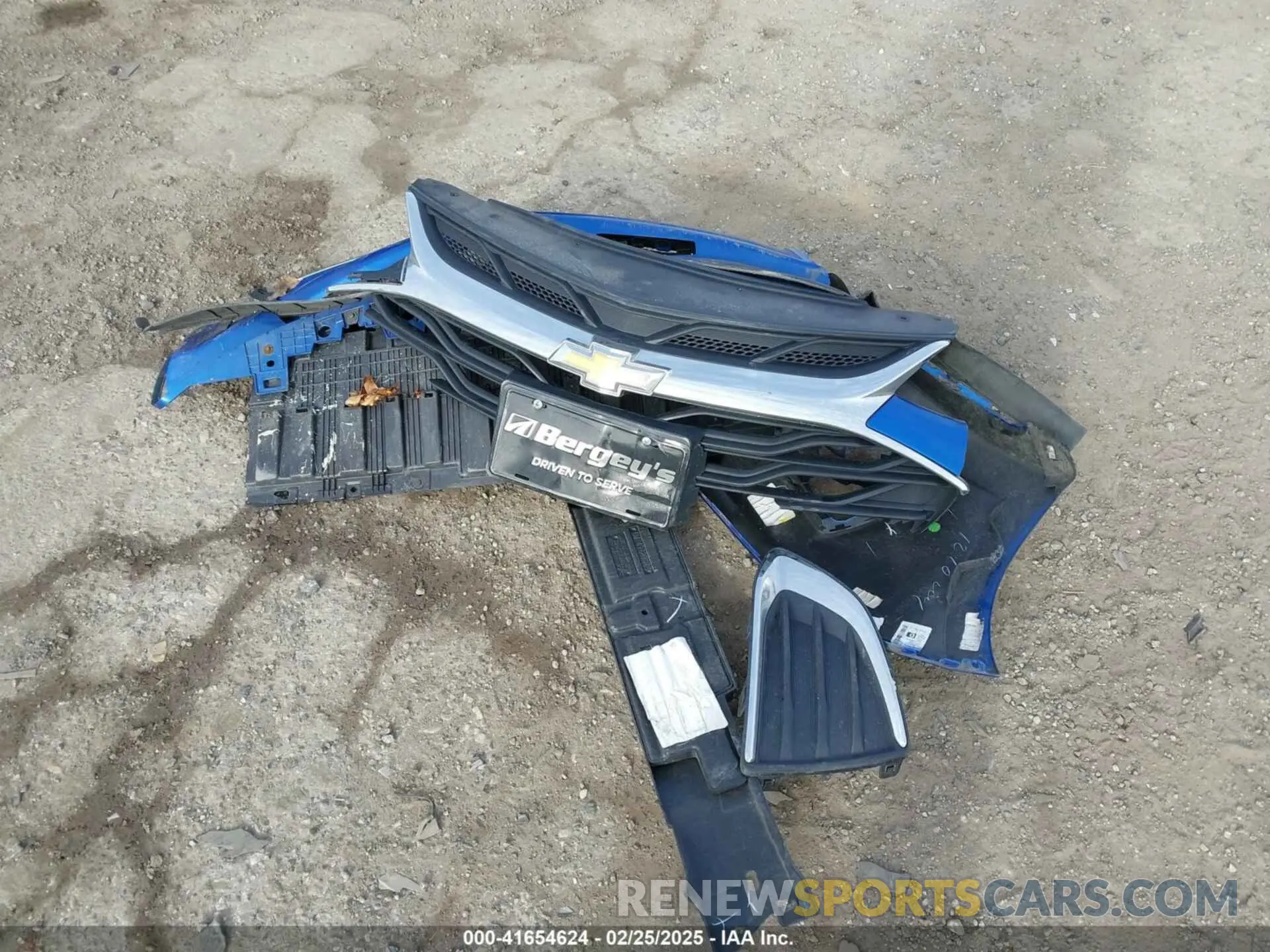 12 Photograph of a damaged car 1G1BF5SM7K7131546 CHEVROLET CRUZE 2019