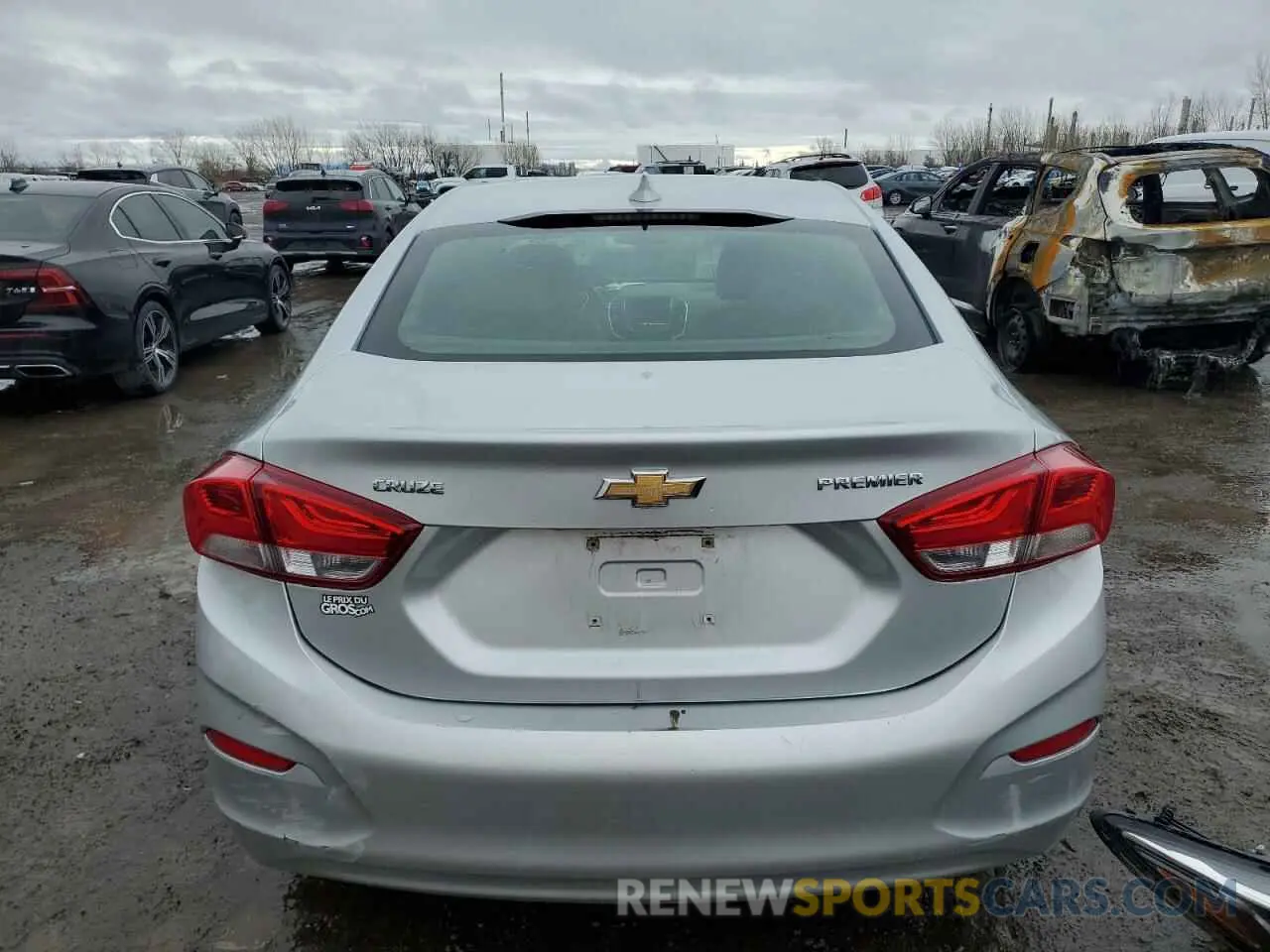 6 Photograph of a damaged car 1G1BF5SM8K7100936 CHEVROLET CRUZE 2019