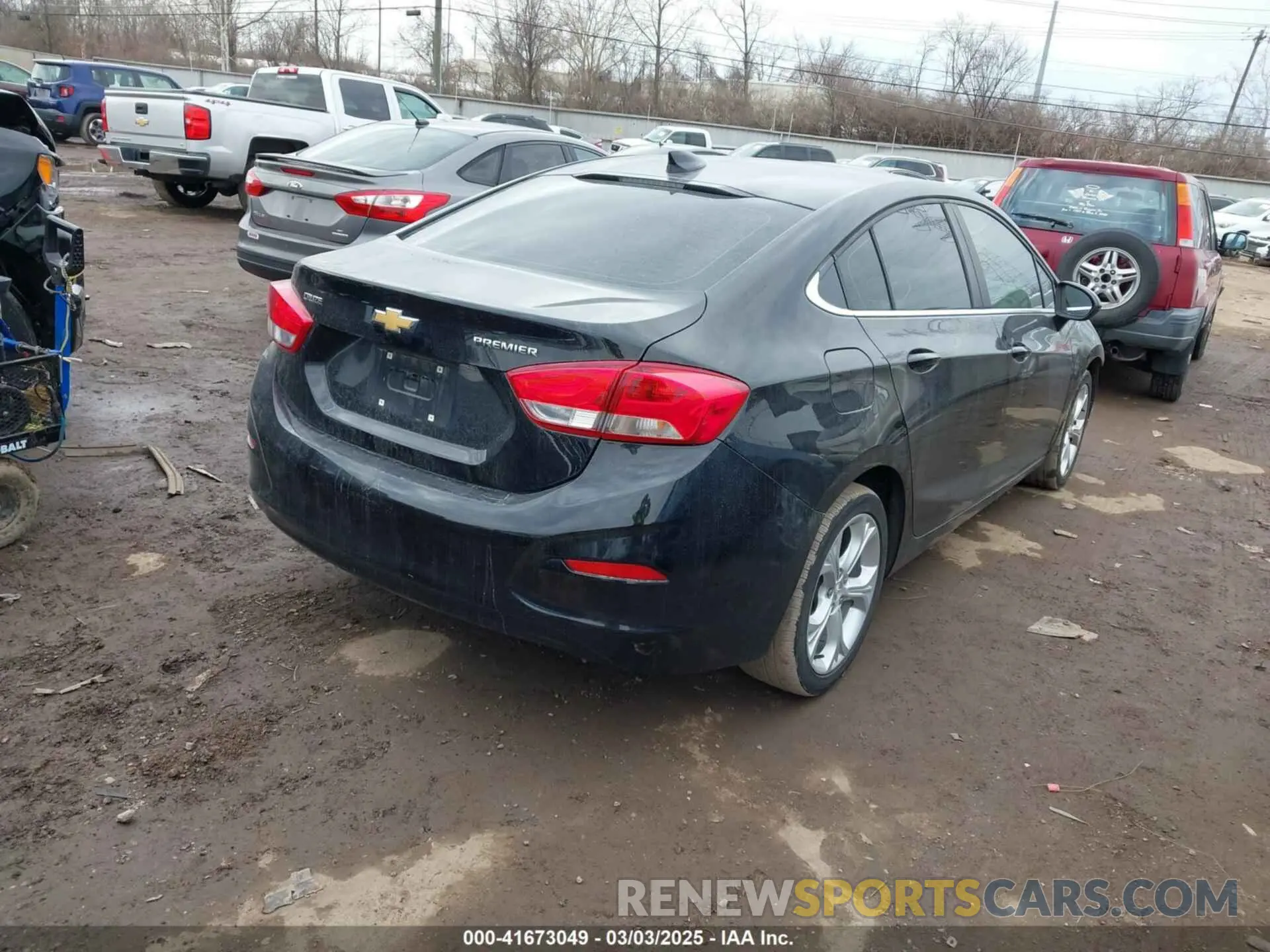 4 Photograph of a damaged car 1G1BF5SM9K7101240 CHEVROLET CRUZE 2019