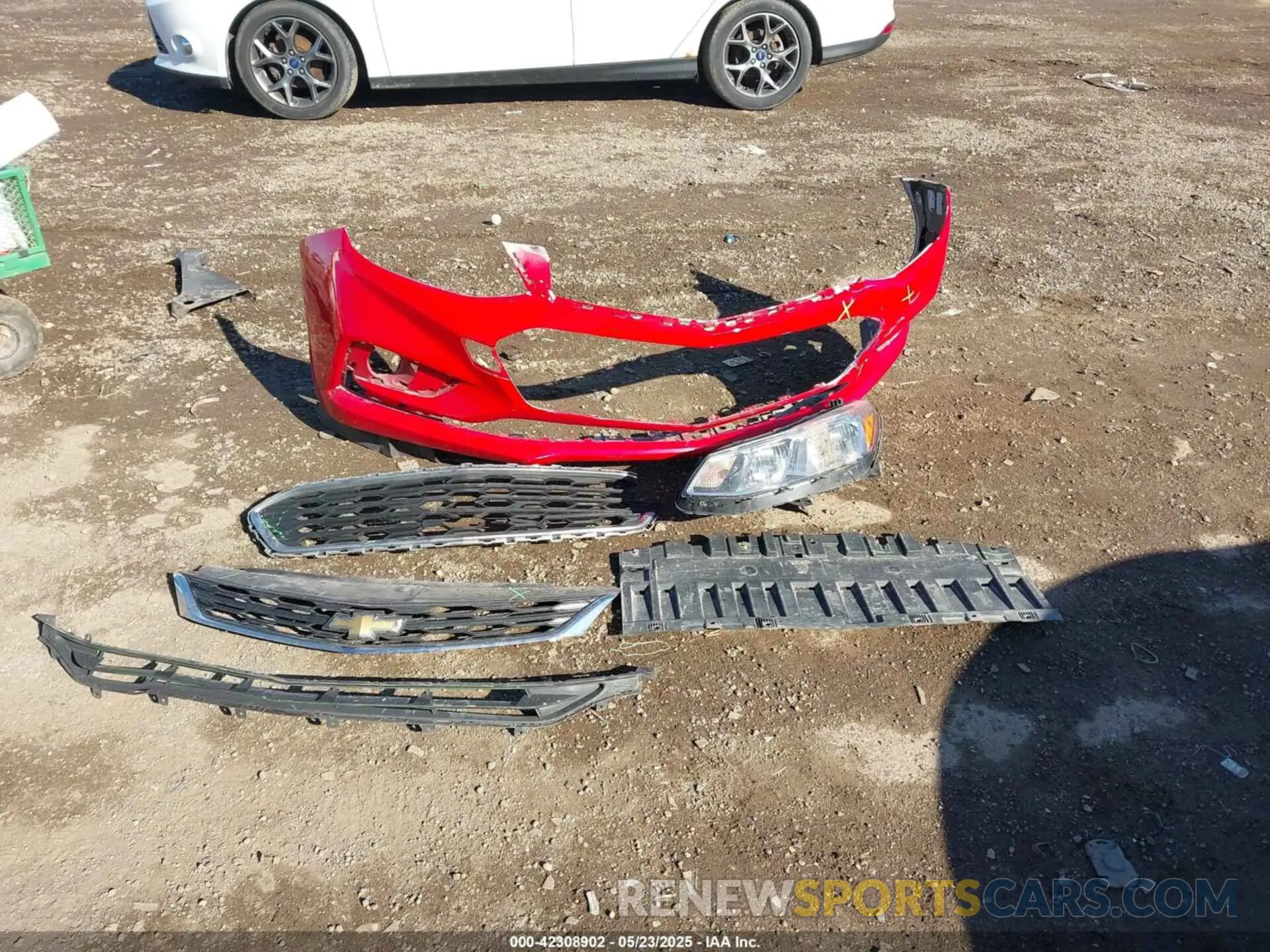 12 Photograph of a damaged car 1G1BJ5SM4K7102066 CHEVROLET CRUZE 2019
