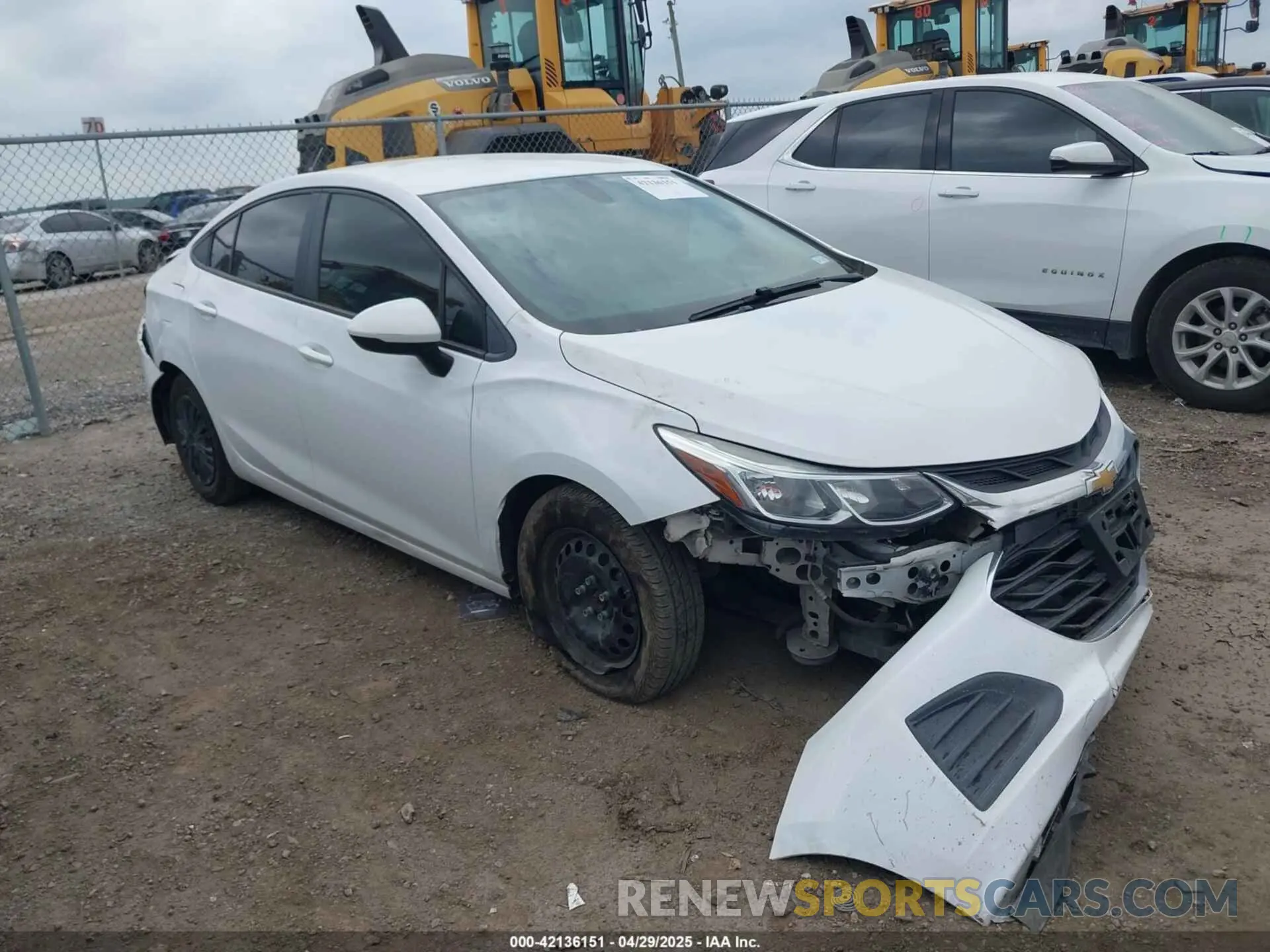 1 Photograph of a damaged car 1G1BJ5SM4K7104013 CHEVROLET CRUZE 2019