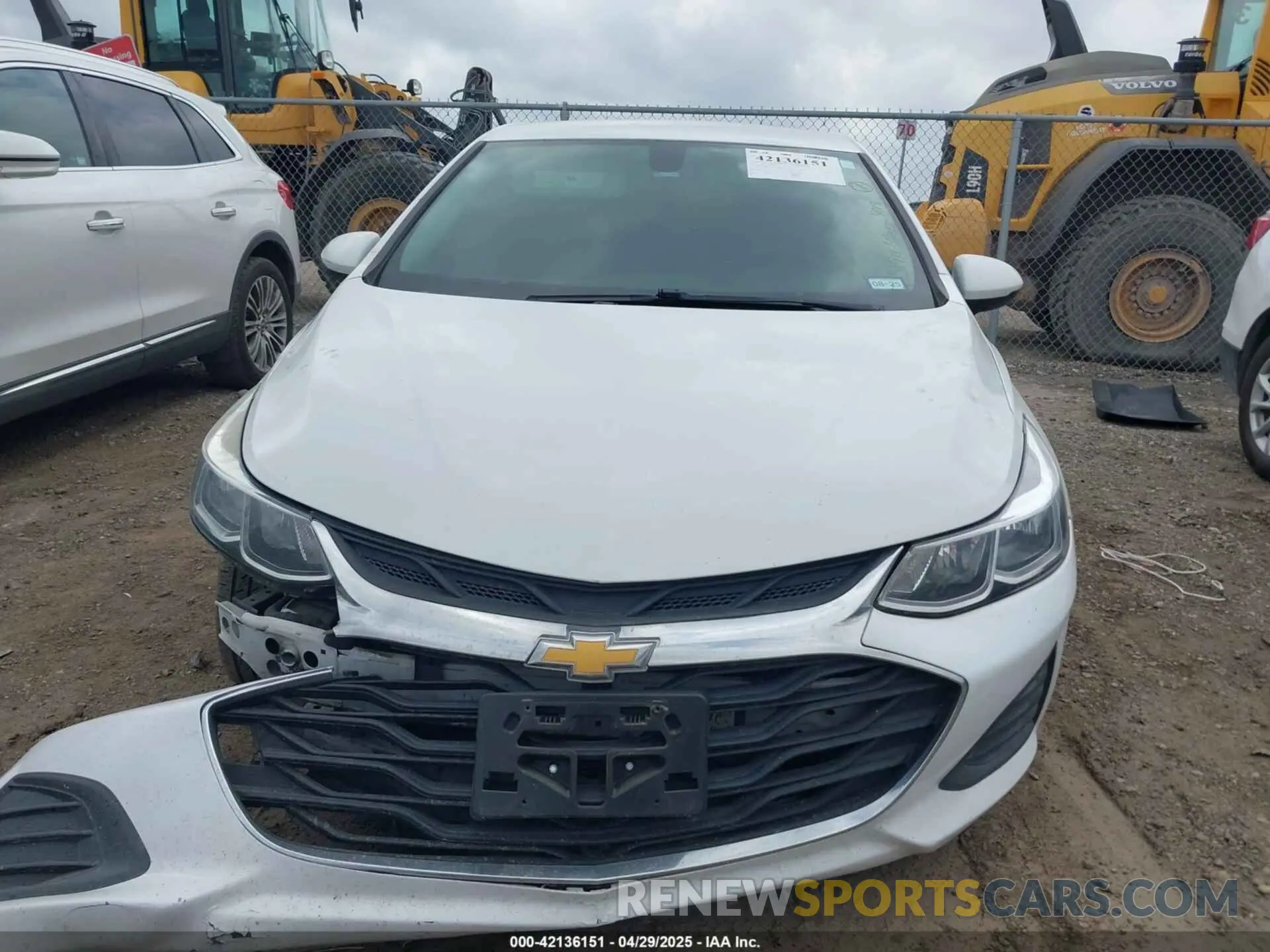 12 Photograph of a damaged car 1G1BJ5SM4K7104013 CHEVROLET CRUZE 2019