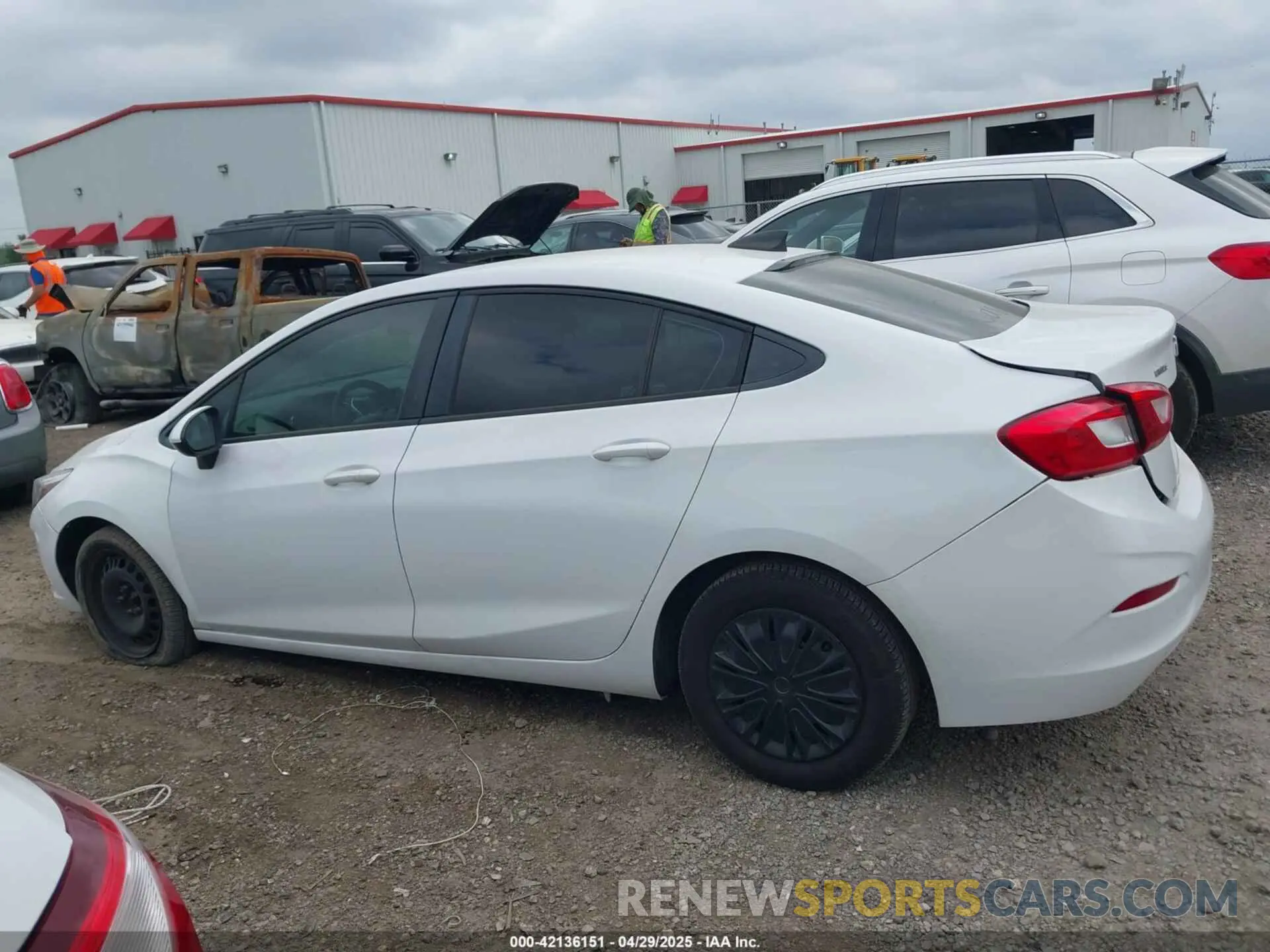 14 Photograph of a damaged car 1G1BJ5SM4K7104013 CHEVROLET CRUZE 2019