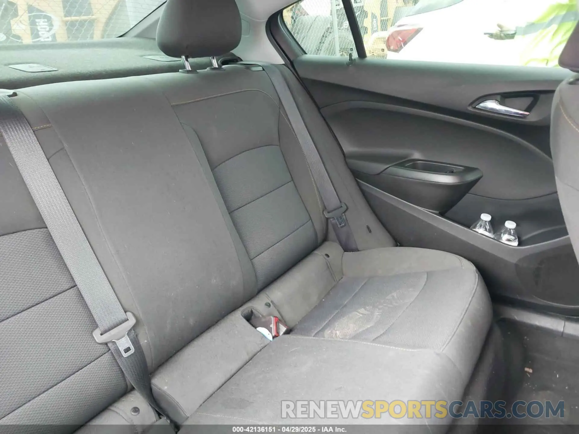 8 Photograph of a damaged car 1G1BJ5SM4K7104013 CHEVROLET CRUZE 2019