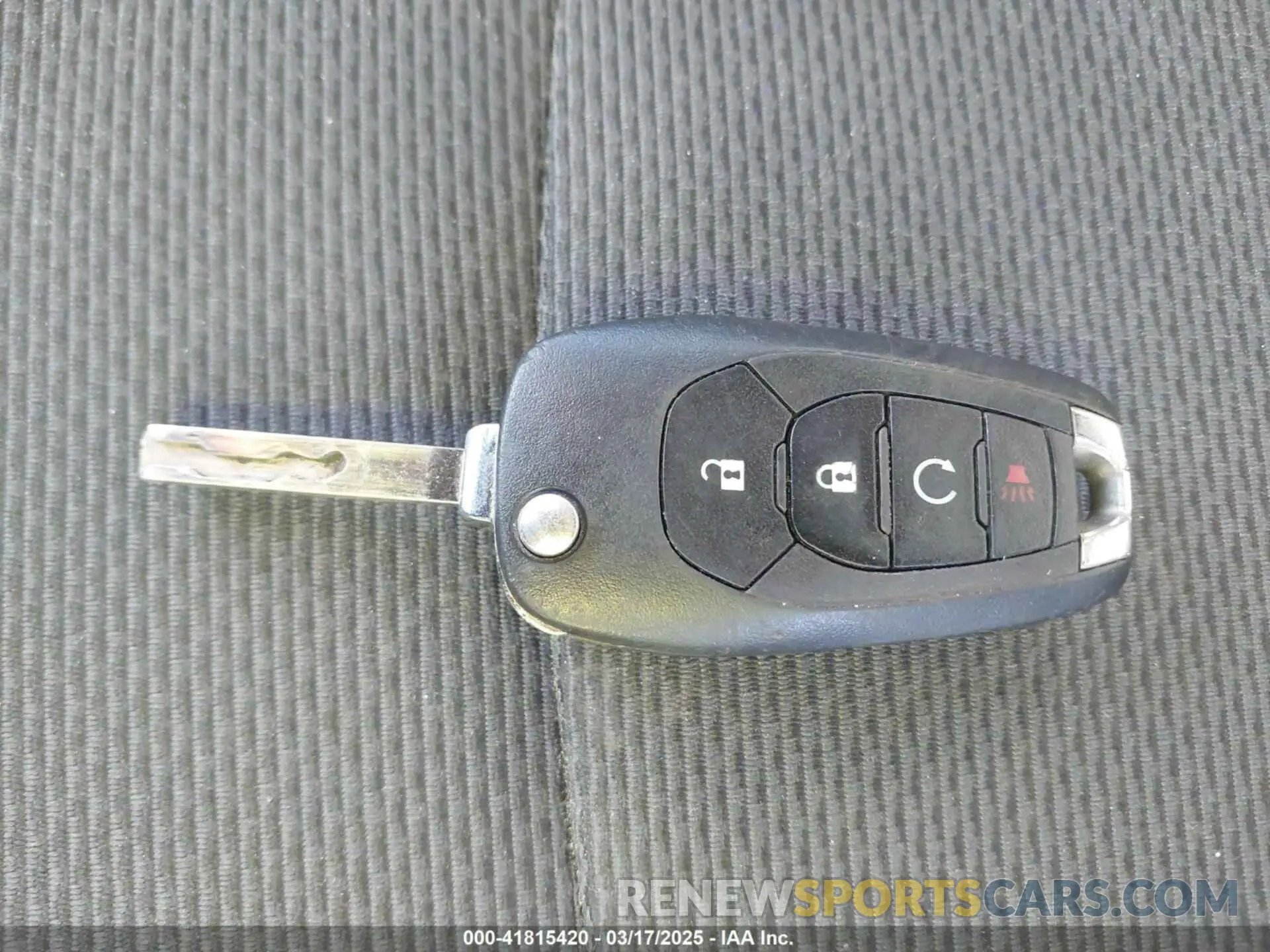 11 Photograph of a damaged car 1G1BJ5SM4K7104562 CHEVROLET CRUZE 2019