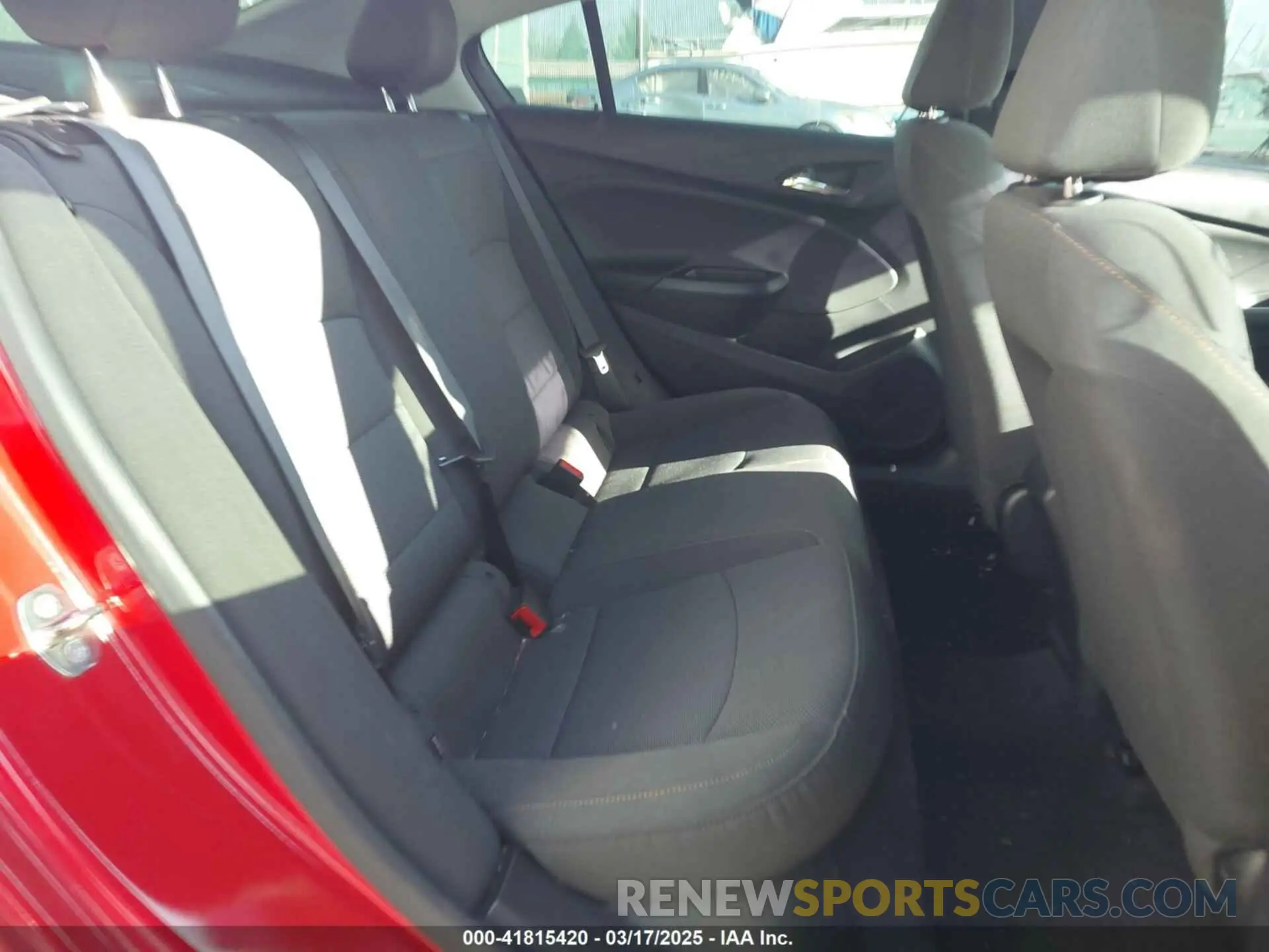 8 Photograph of a damaged car 1G1BJ5SM4K7104562 CHEVROLET CRUZE 2019