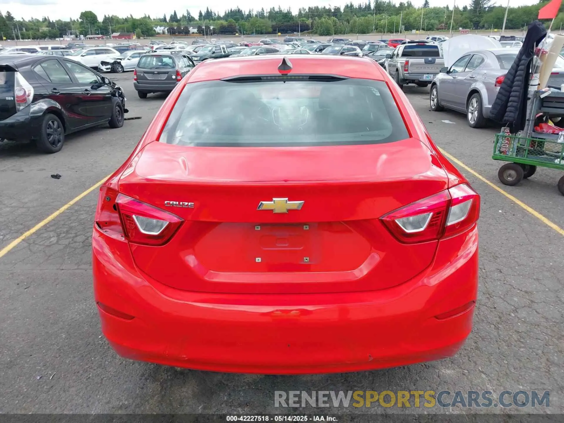 17 Photograph of a damaged car 1G1BJ5SM5K7106904 CHEVROLET CRUZE 2019