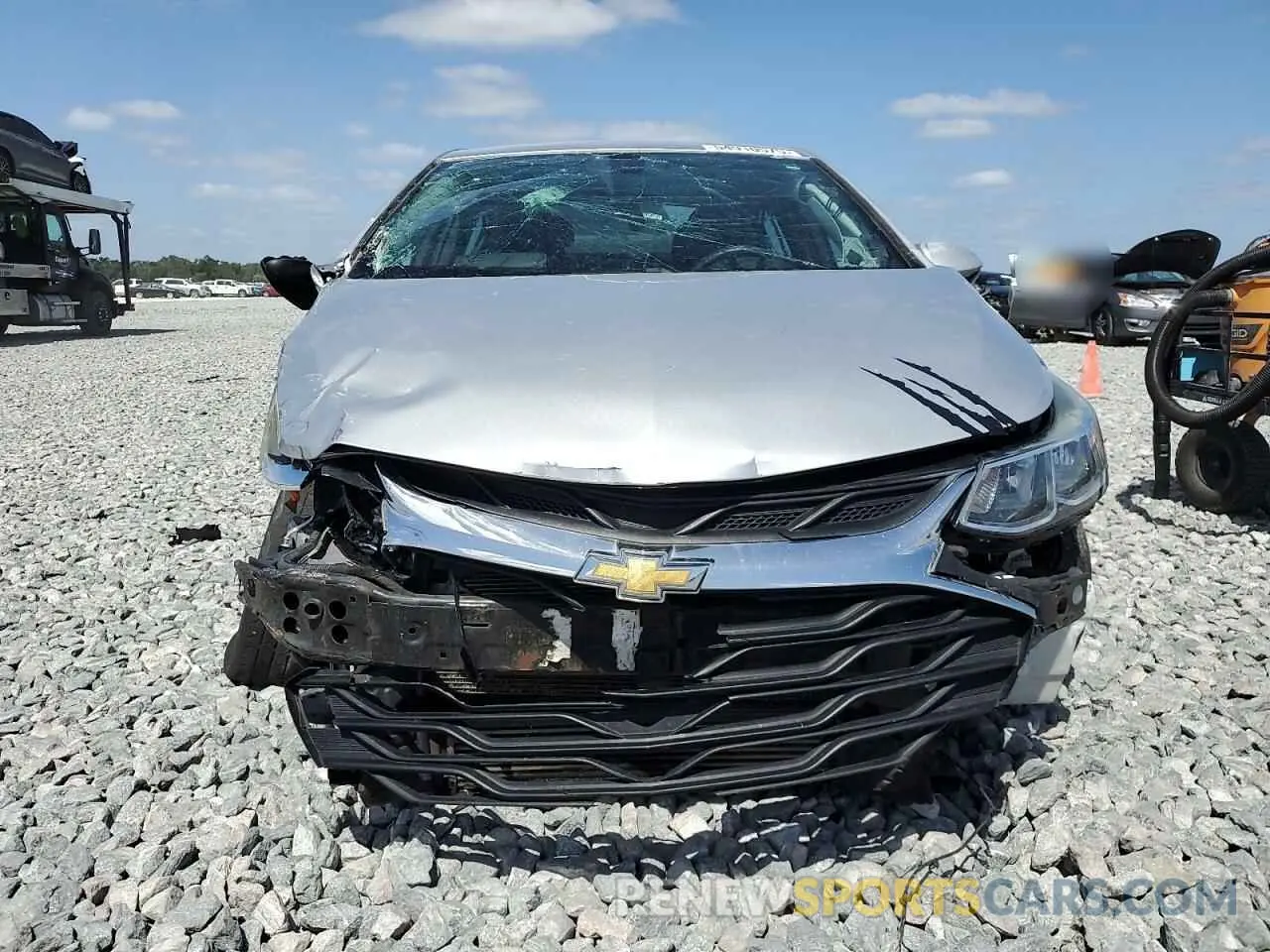 5 Photograph of a damaged car 1G1BJ5SM6K7105180 CHEVROLET CRUZE 2019