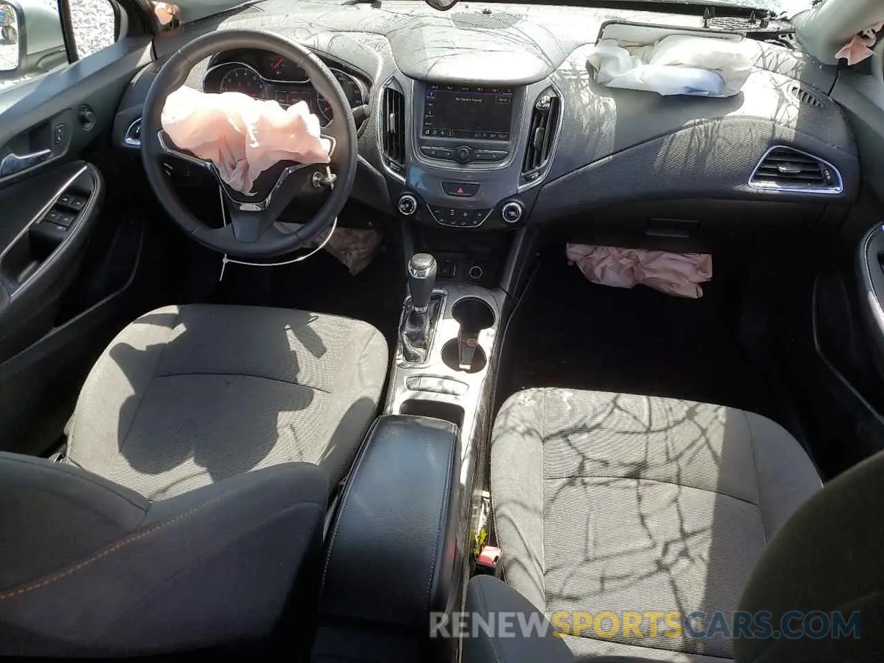 8 Photograph of a damaged car 1G1BJ5SM6K7105180 CHEVROLET CRUZE 2019