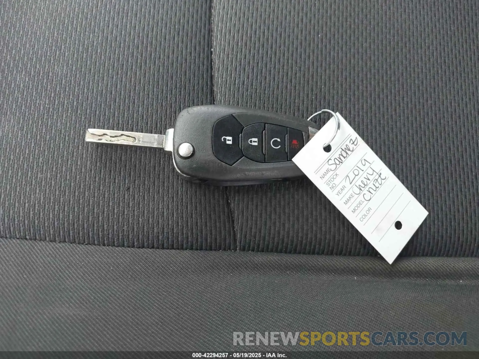 11 Photograph of a damaged car 1G1BJ5SM8K7101860 CHEVROLET CRUZE 2019