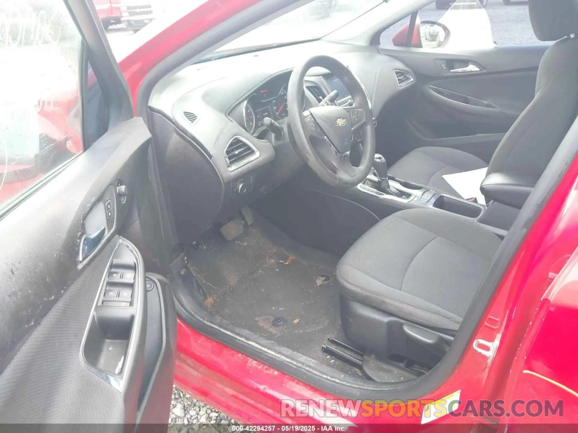 5 Photograph of a damaged car 1G1BJ5SM8K7101860 CHEVROLET CRUZE 2019