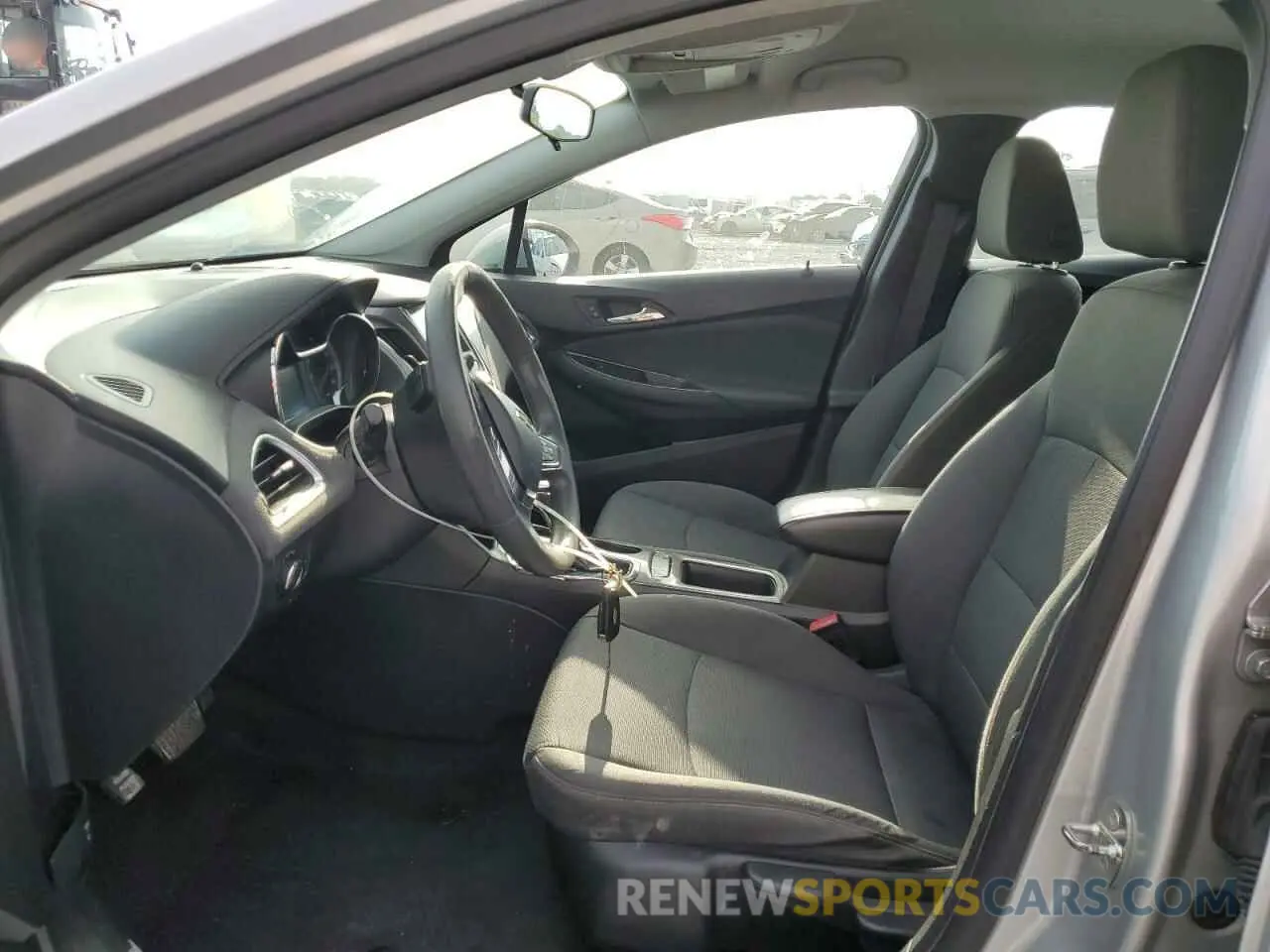 7 Photograph of a damaged car 1G1BJ5SM8K7104645 CHEVROLET CRUZE 2019