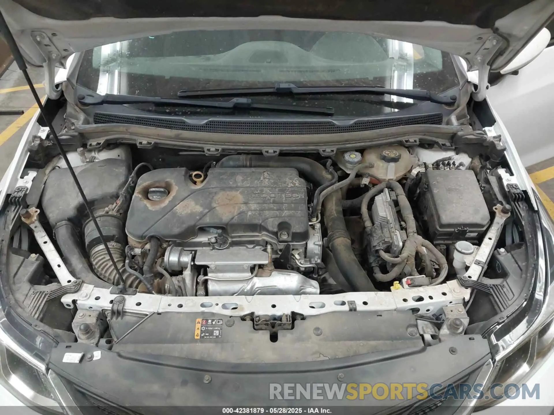 10 Photograph of a damaged car 1G1BJ5SM9K7102807 CHEVROLET CRUZE 2019
