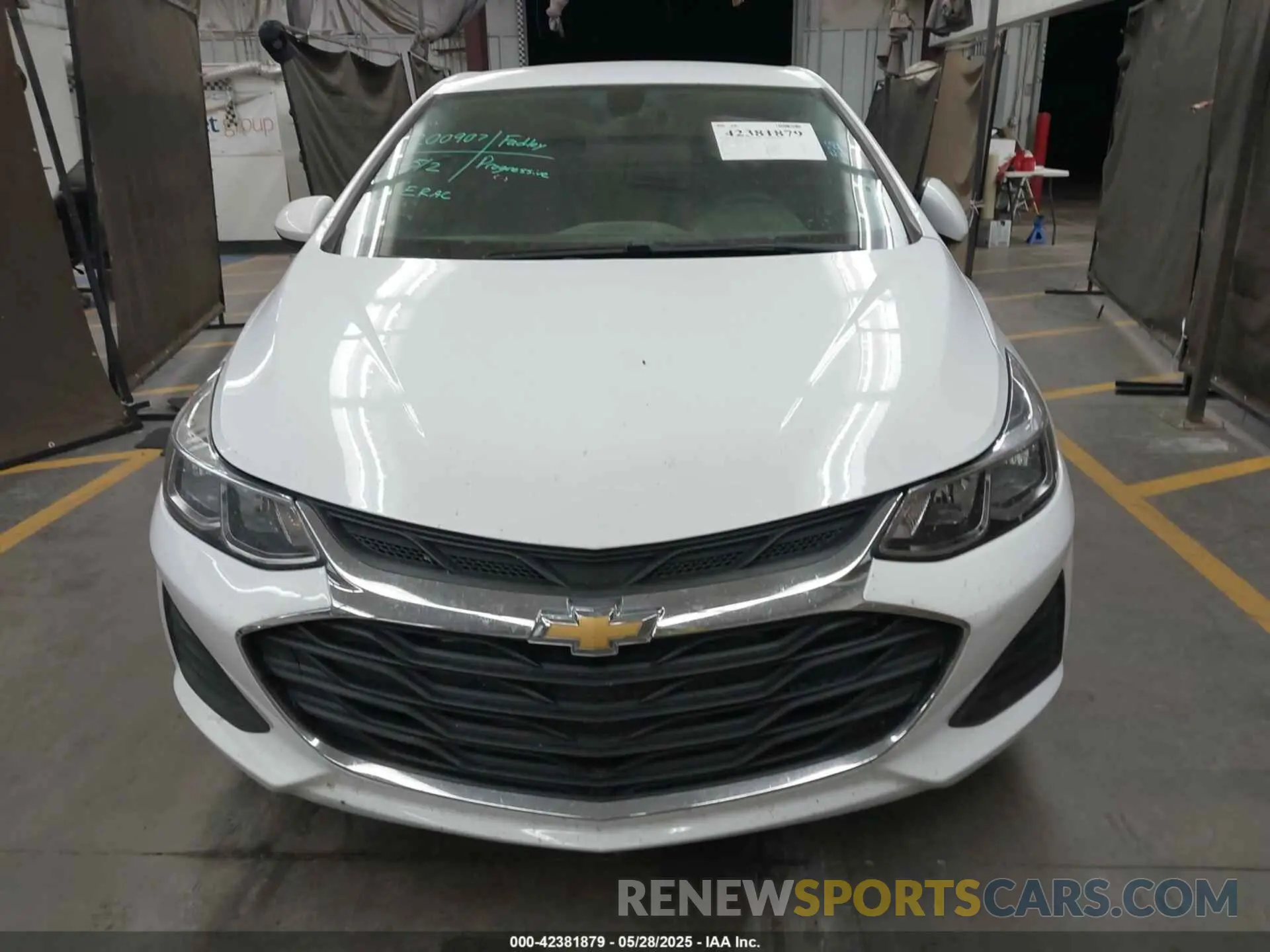 13 Photograph of a damaged car 1G1BJ5SM9K7102807 CHEVROLET CRUZE 2019