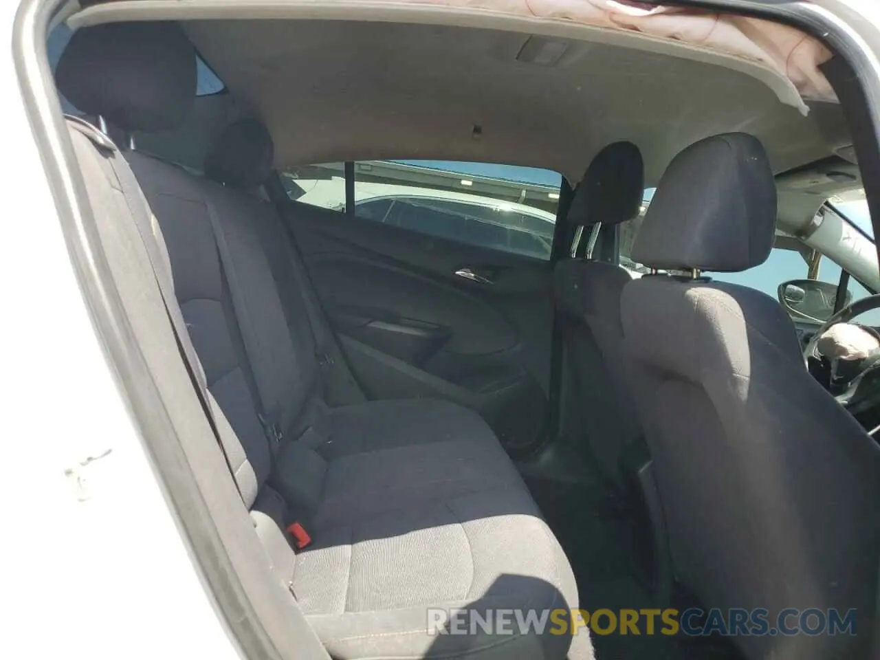 10 Photograph of a damaged car 1G1BJ5SMXK7105280 CHEVROLET CRUZE 2019