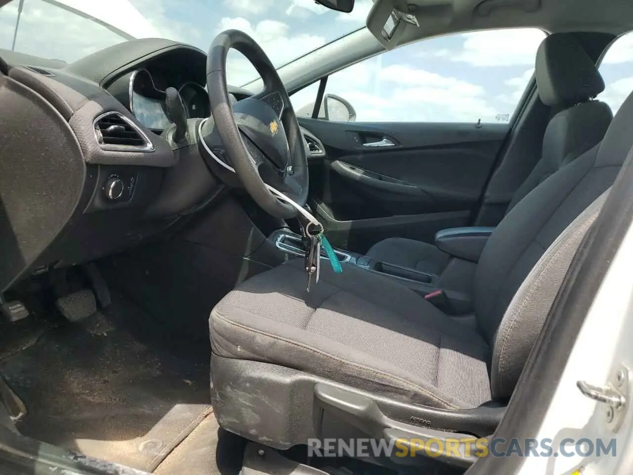 7 Photograph of a damaged car 3G1BC6SM0KS573682 CHEVROLET CRUZE 2019