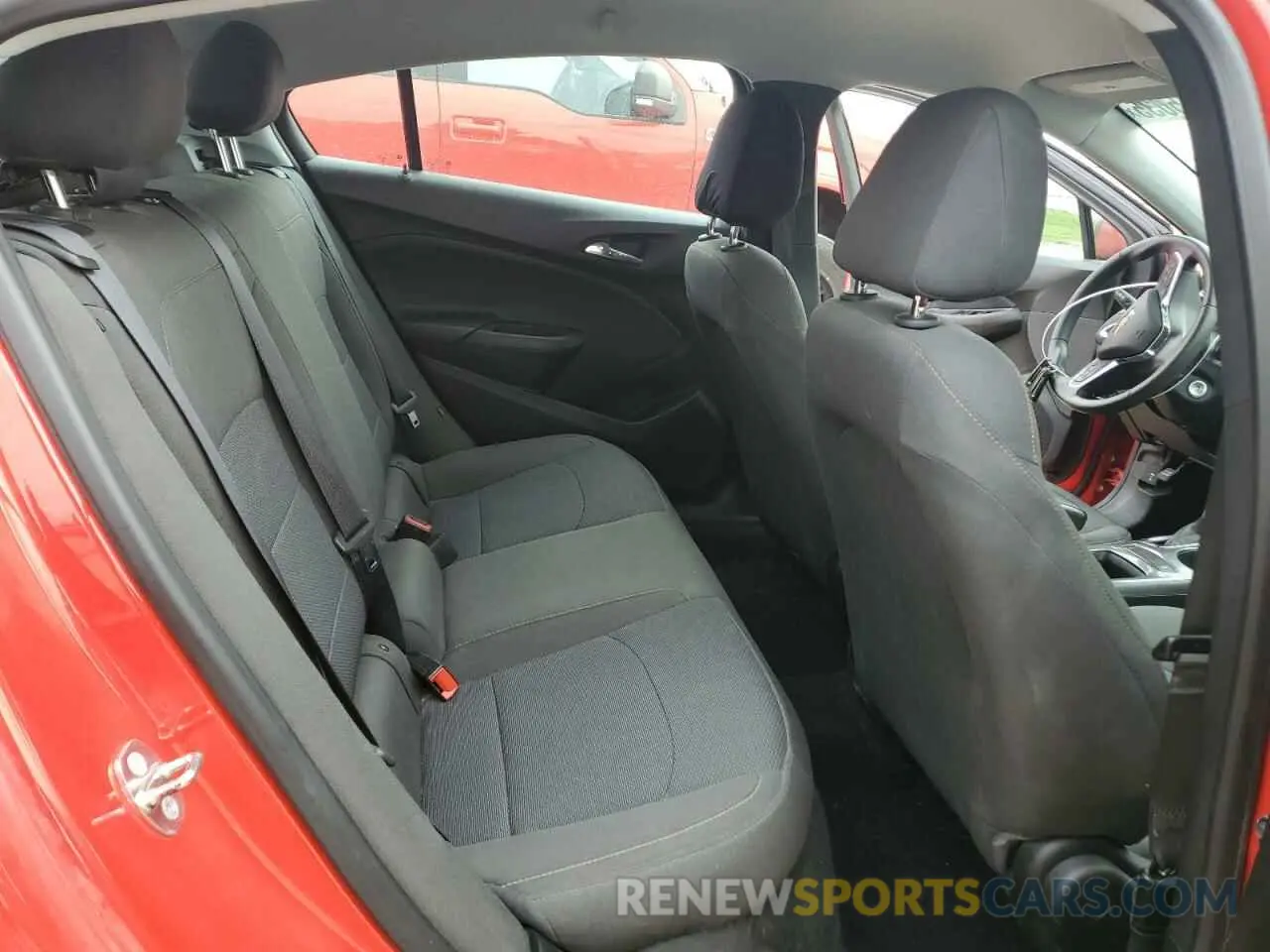 10 Photograph of a damaged car 3G1BC6SM2KS601594 CHEVROLET CRUZE 2019
